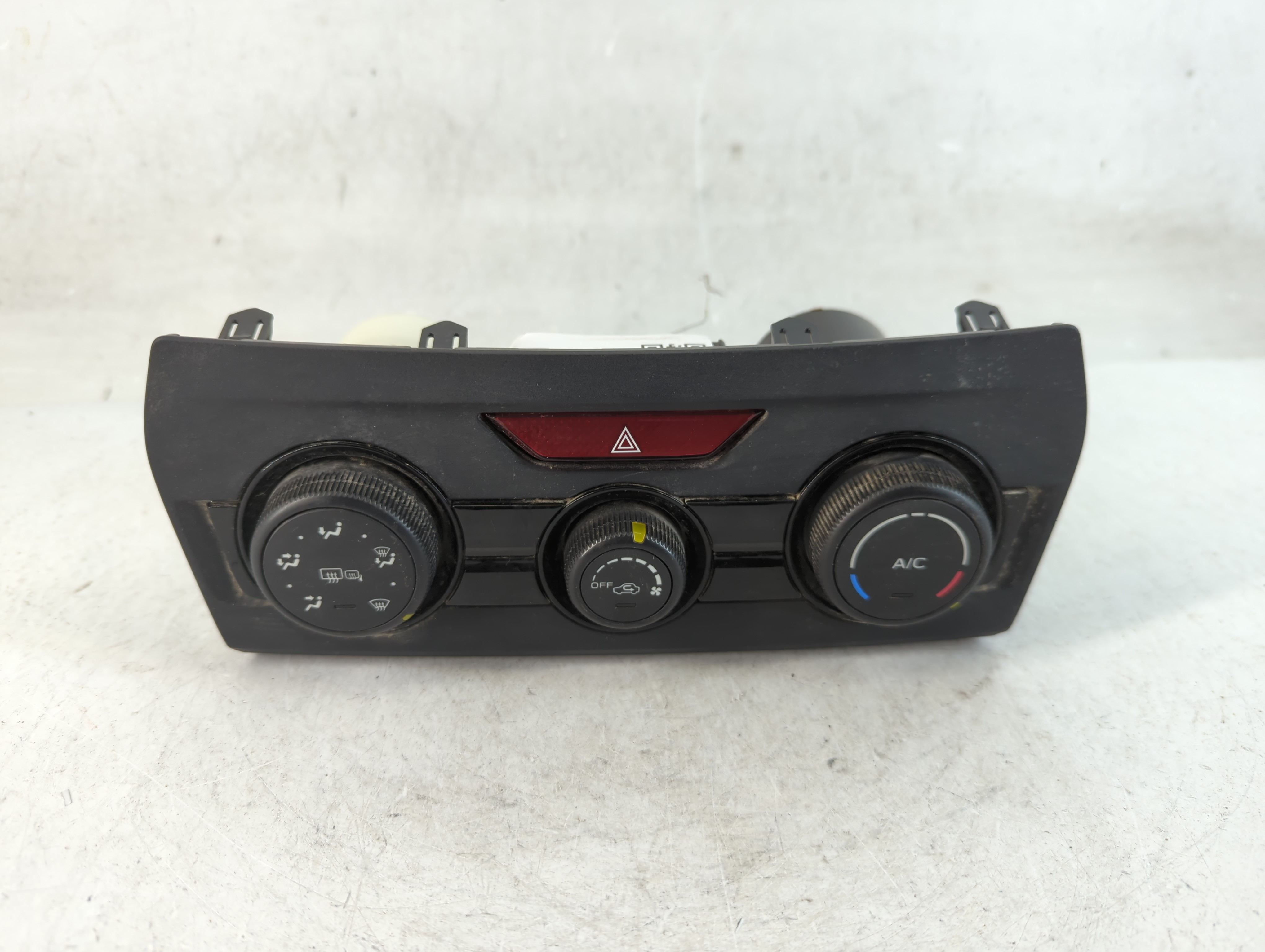 Picture of 2017-2022 Subaru Impreza Ac Heater Climate Control 72311fl51a 890742