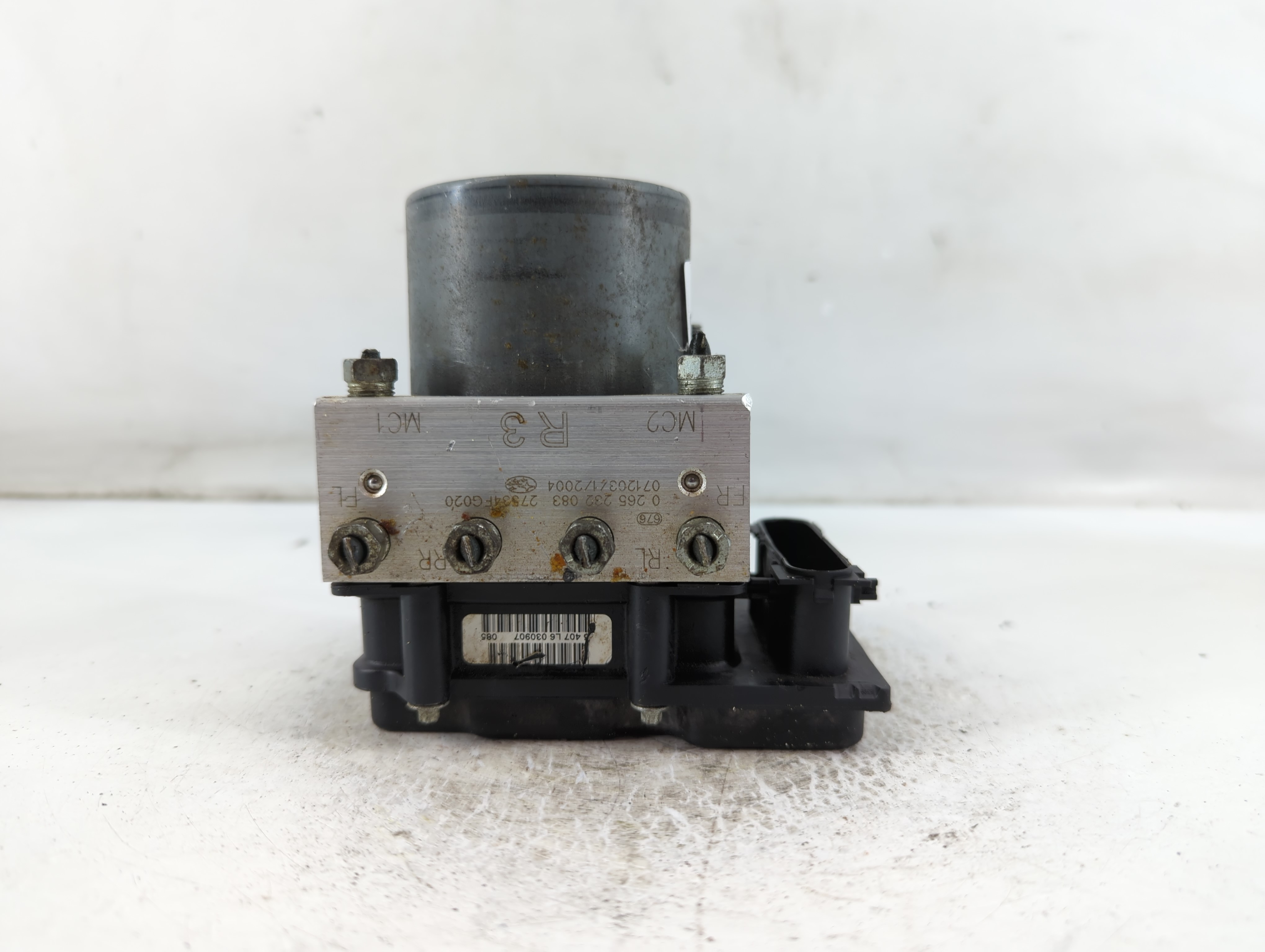 2008-2008 Subaru Impreza Abs Pump Control Module 890770 - Oemusedautoparts1.com