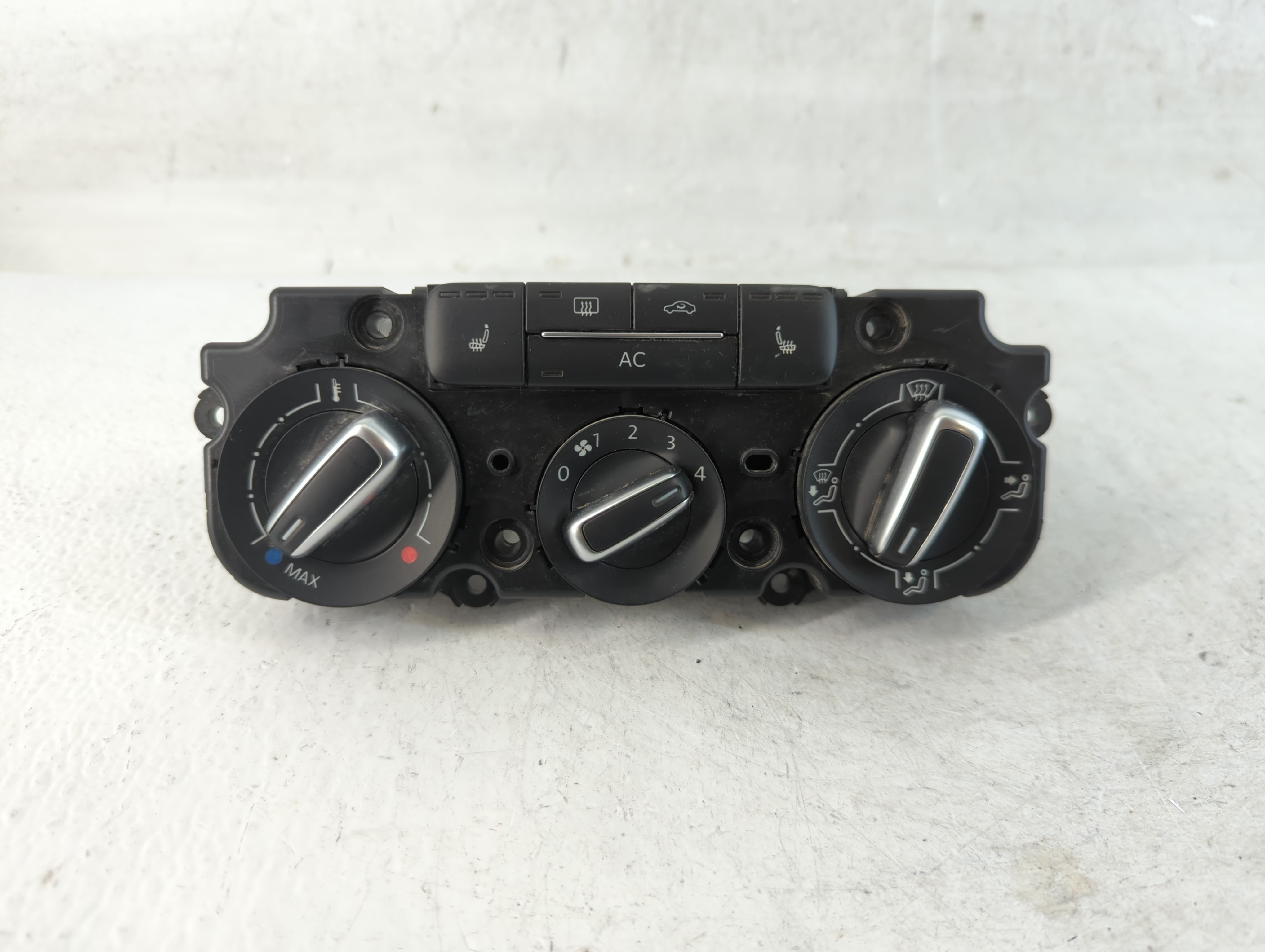 2012-2016 Volkswagen Beetle Ac Heater Climate Control 90151-724 890780 - Oemusedautoparts1.com