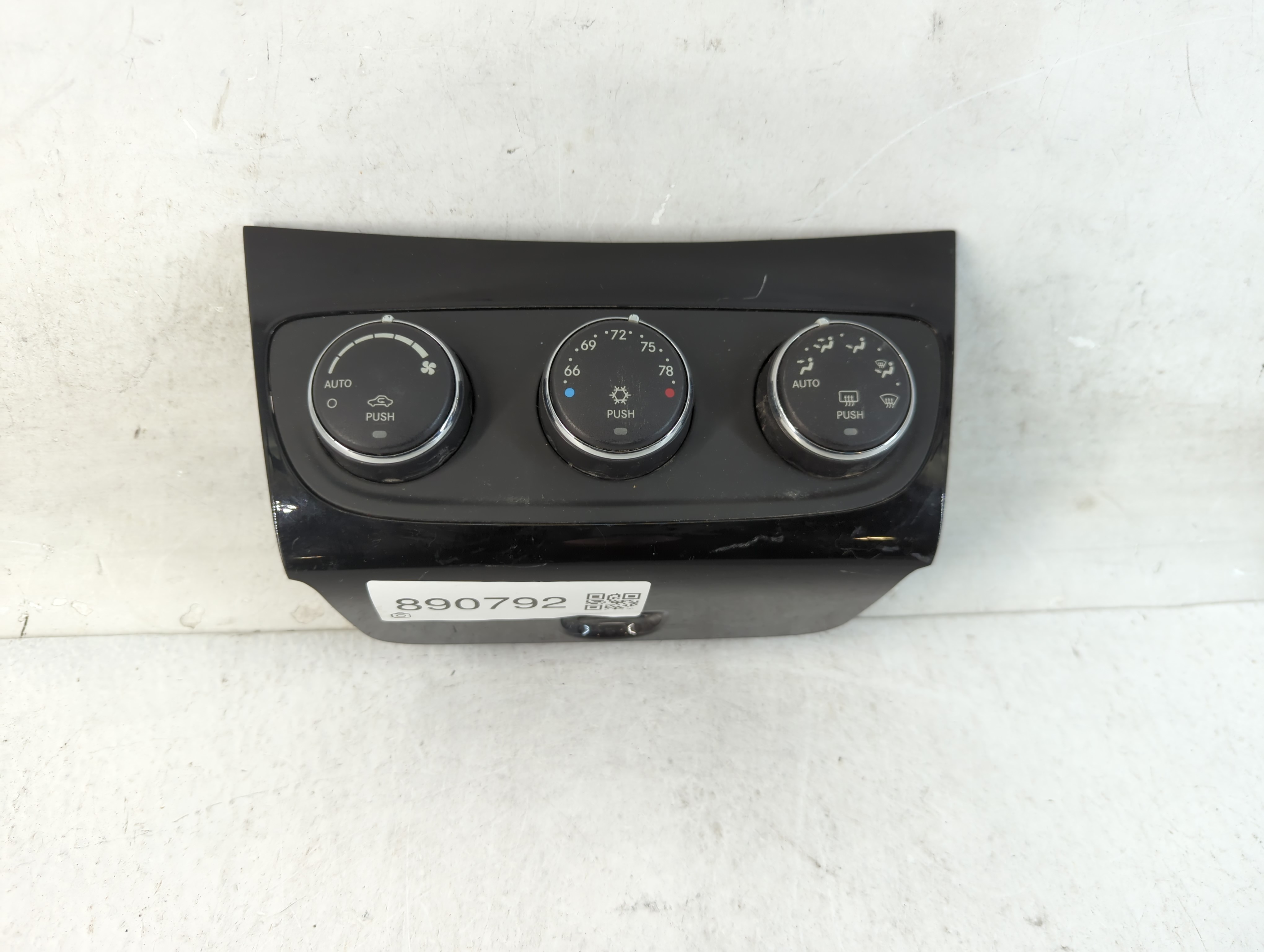 2011-2014 Chrysler 200 Ac Heater Climate Control P55111888ag 890792 - Oemusedautoparts1.com