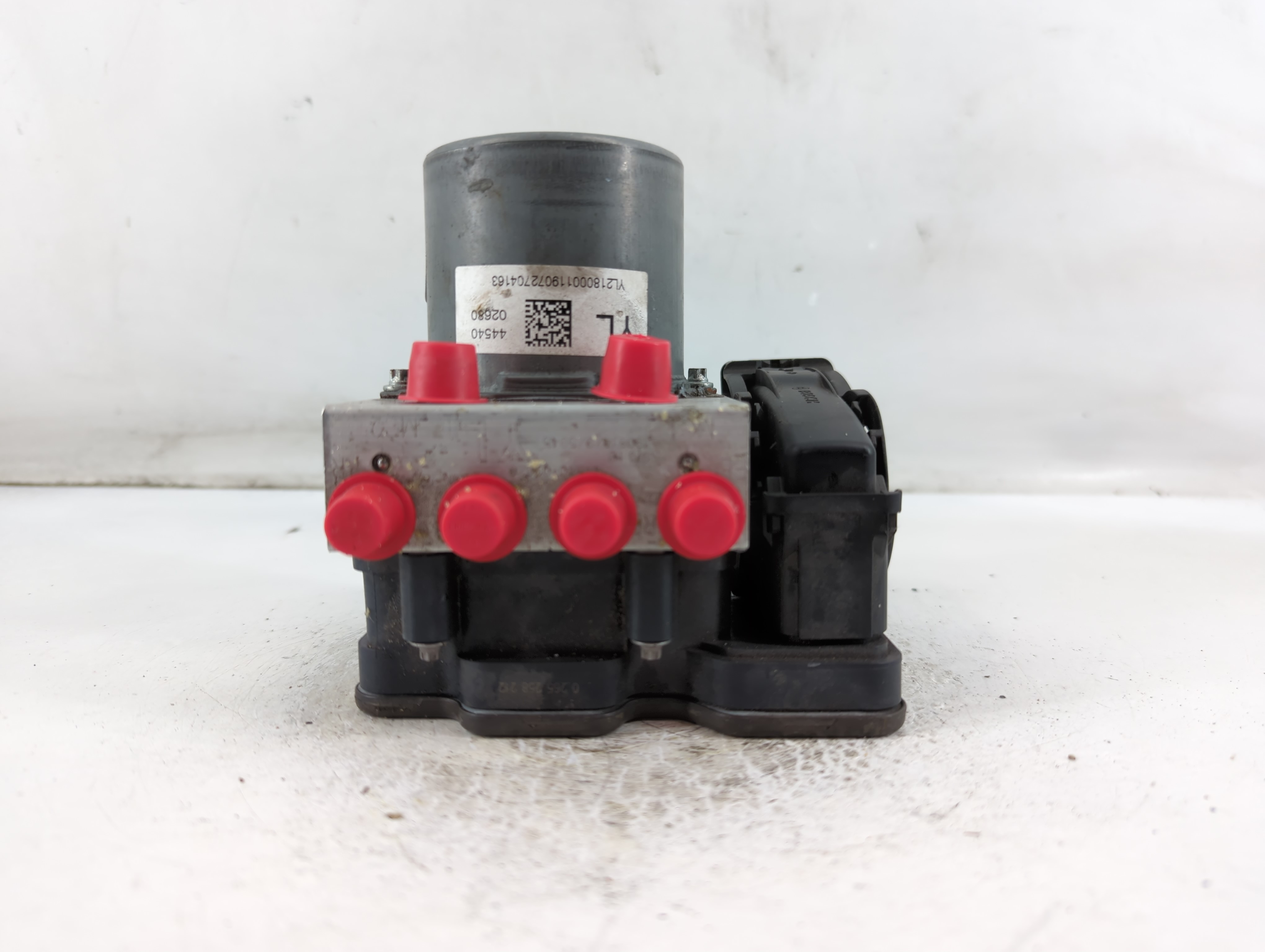 2020-2022 Toyota Corolla Abs Pump Control Module 890805 - Oemusedautoparts1.com