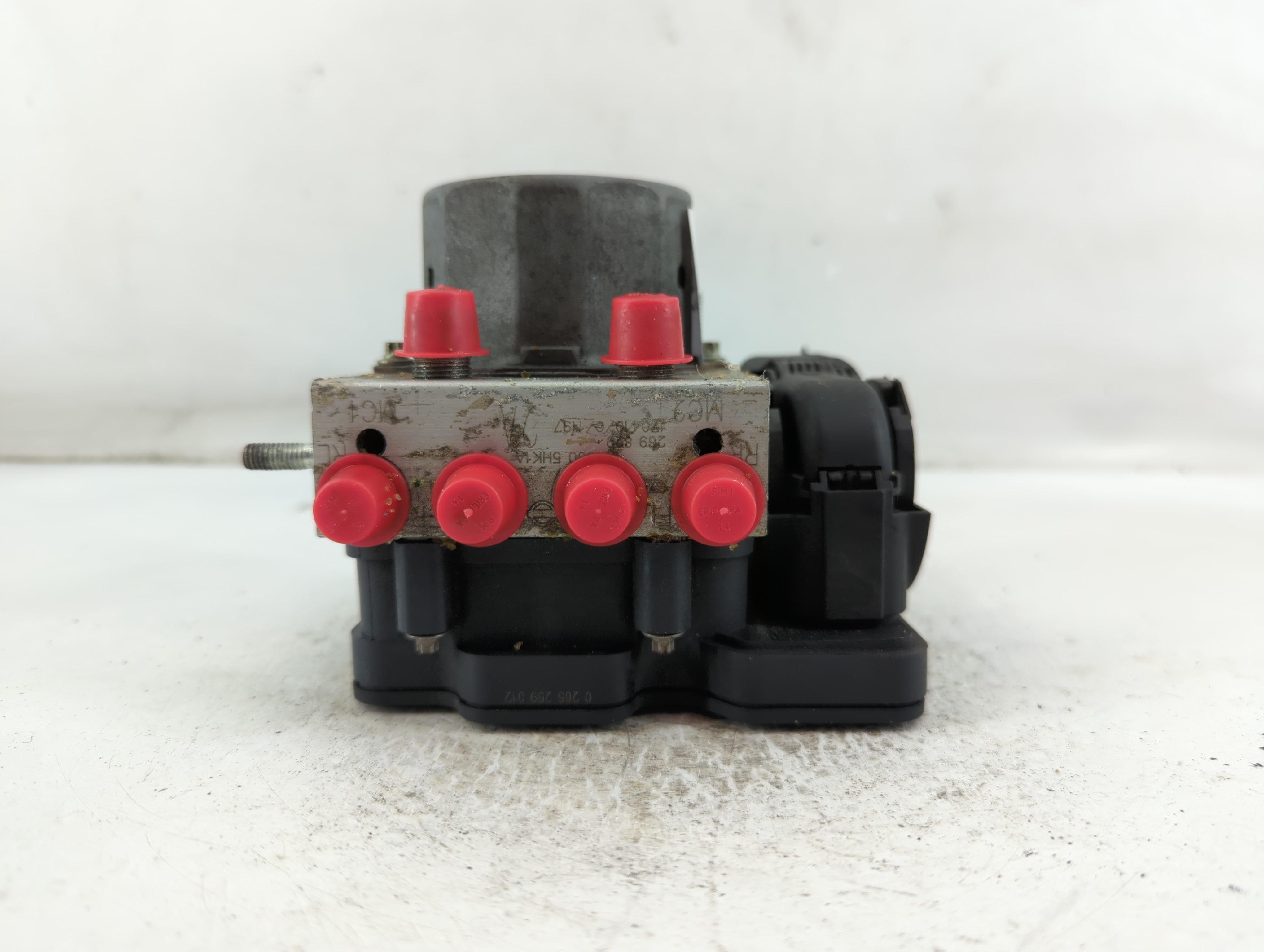 2017-2017 Nissan Rogue Abs Pump Control Module 890835 - Oemusedautoparts1.com