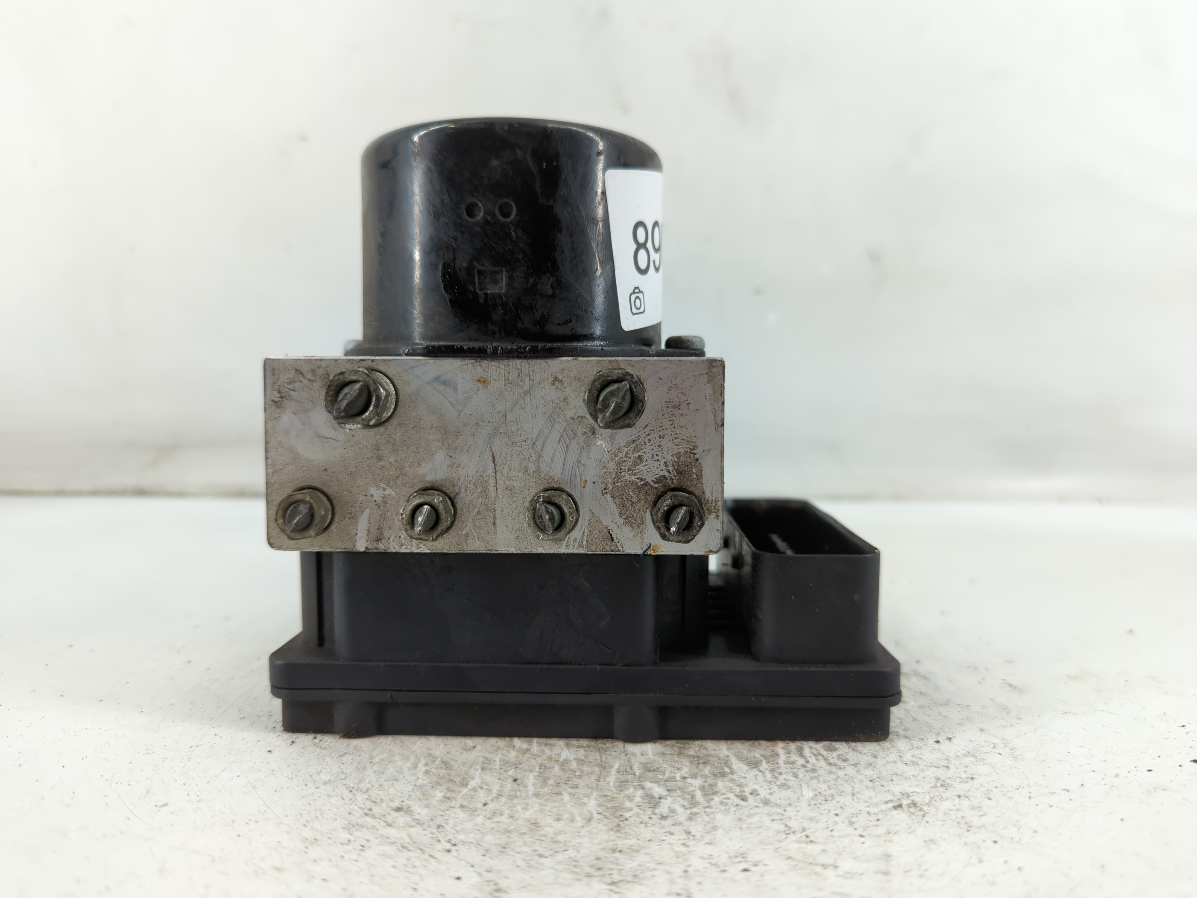 2015 Nissan Titan Abs Pump Control Module 890860 - Oemusedautoparts1.com