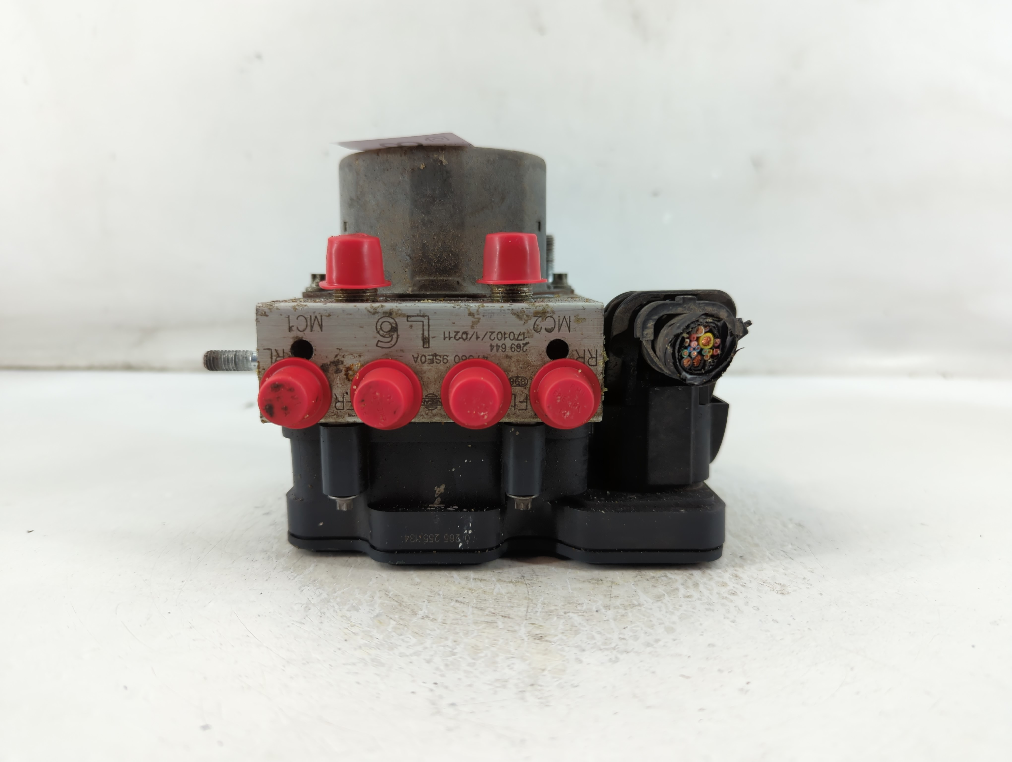 2017-2018 Chevrolet City Express Abs Pump Control Module 890865 - Oemusedautoparts1.com