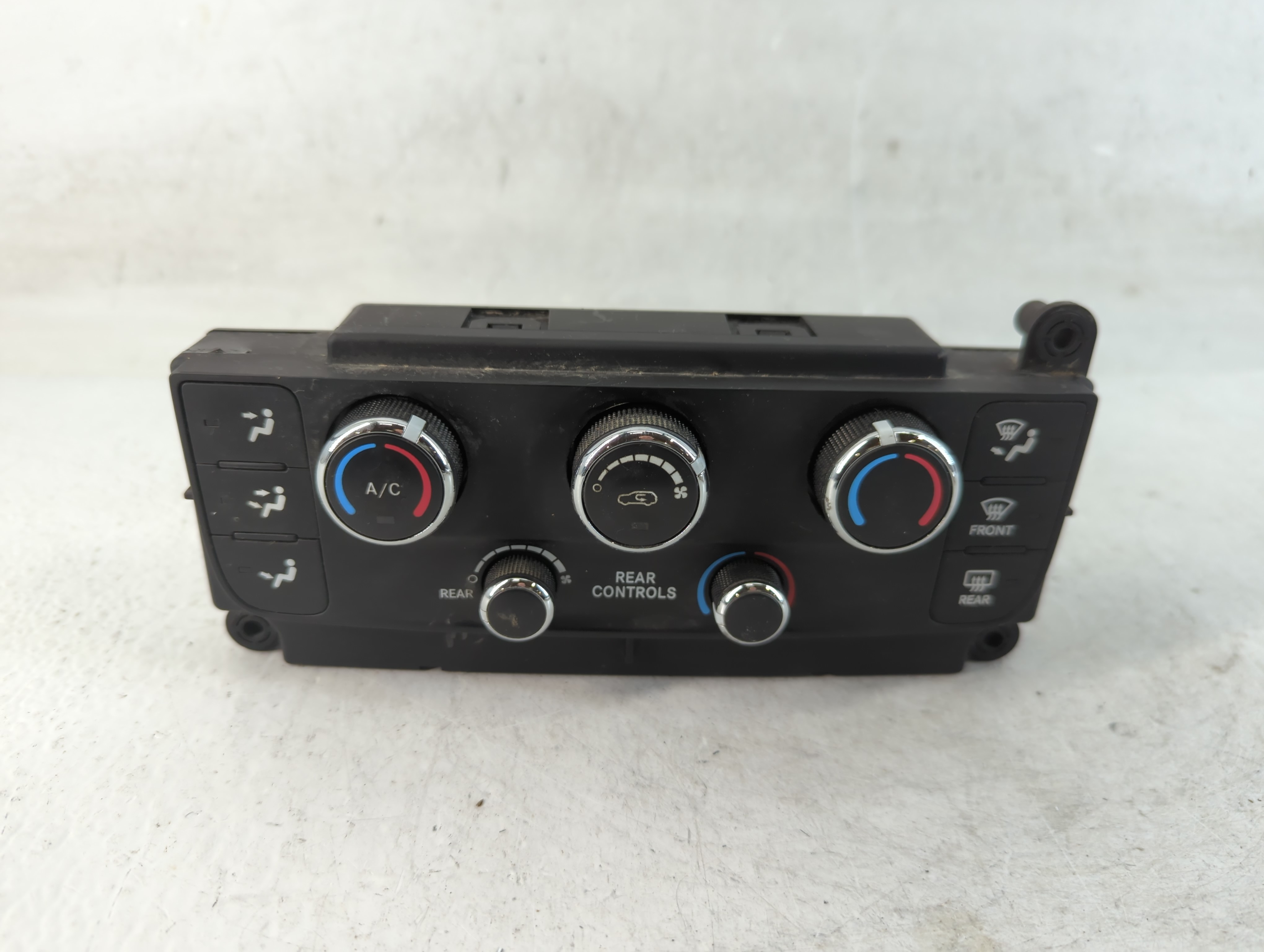 Picture of Dodge Caravan Ac Heater Climate Control P55111240ai 890891