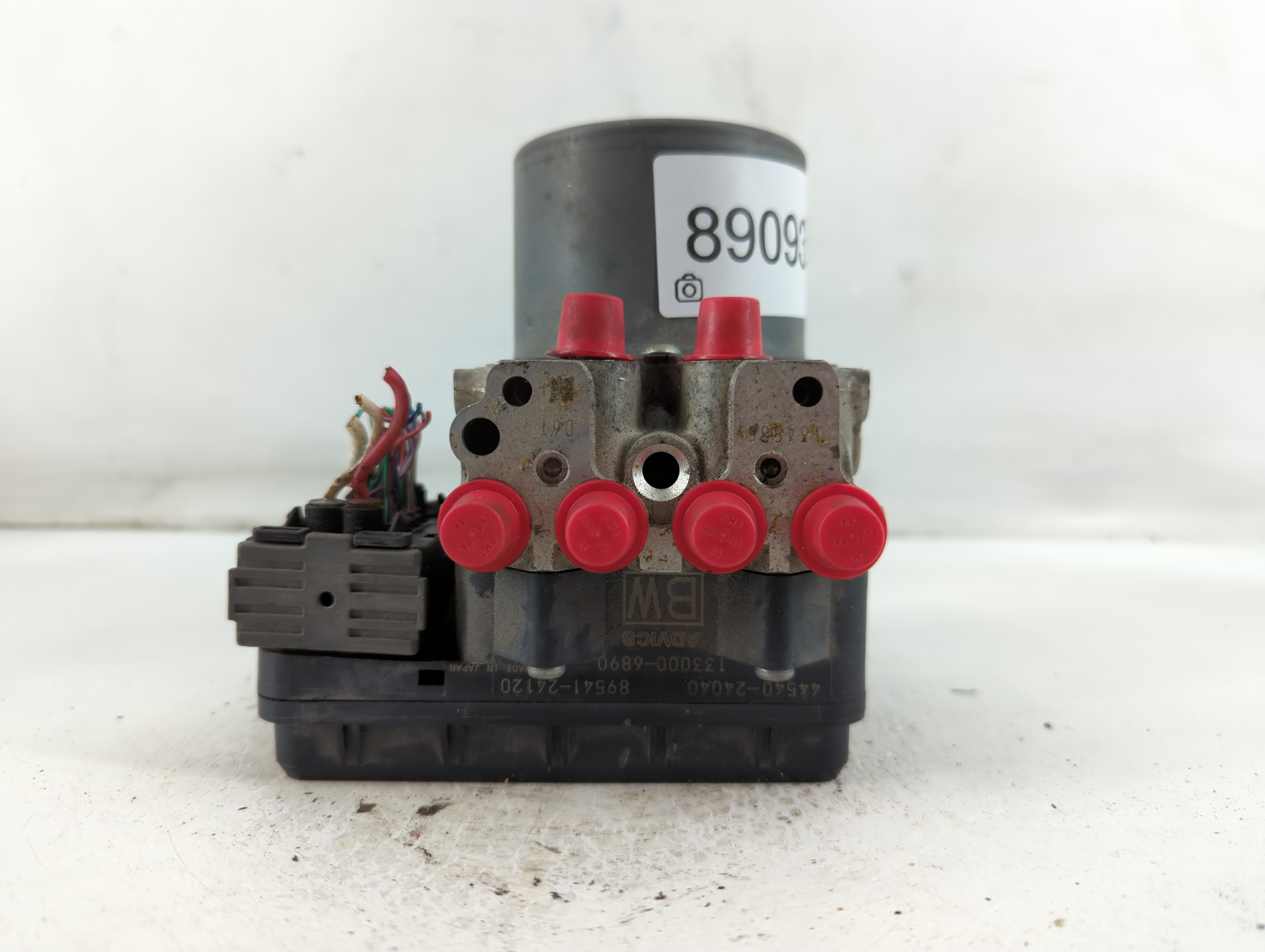 Picture of 2016-2017 Lexus Rc350 Abs Pump Control Module 890937