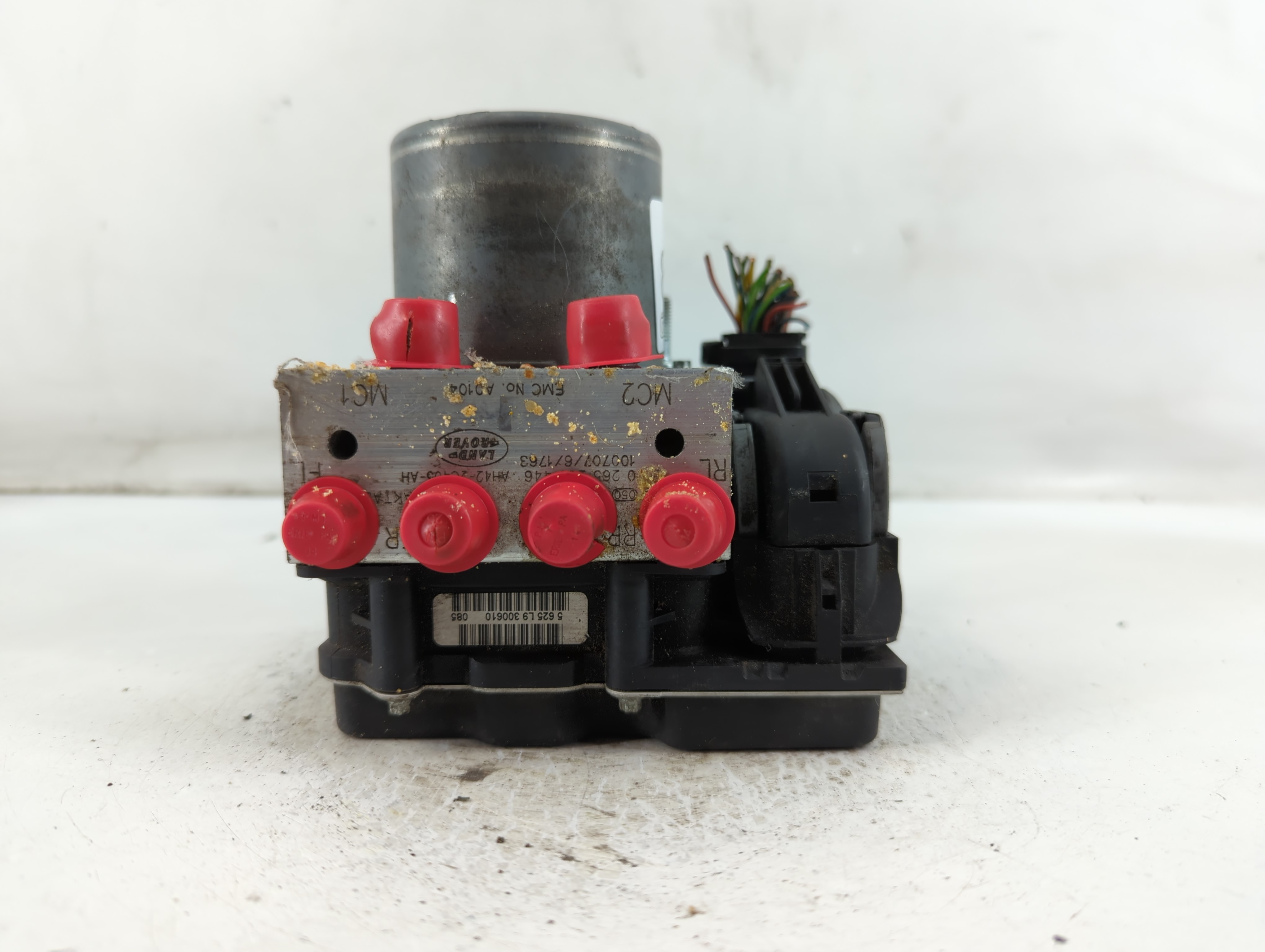 2010-2011 Land Rover Range Rover Sport Abs Pump Control Module 890942 - Oemusedautoparts1.com