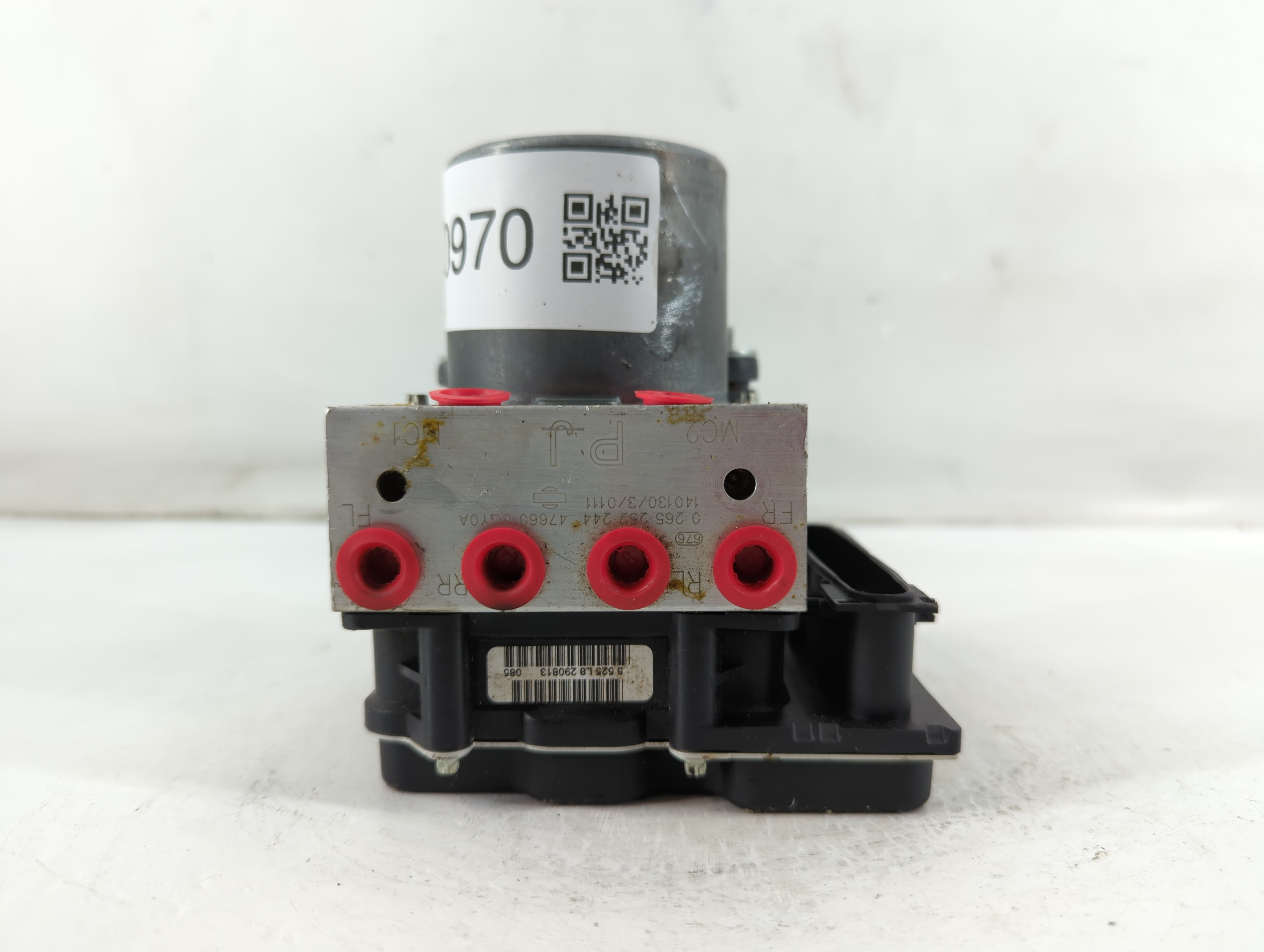 2013-2014 Nissan 370z Abs Pump Control Module 890970 - Oemusedautoparts1.com