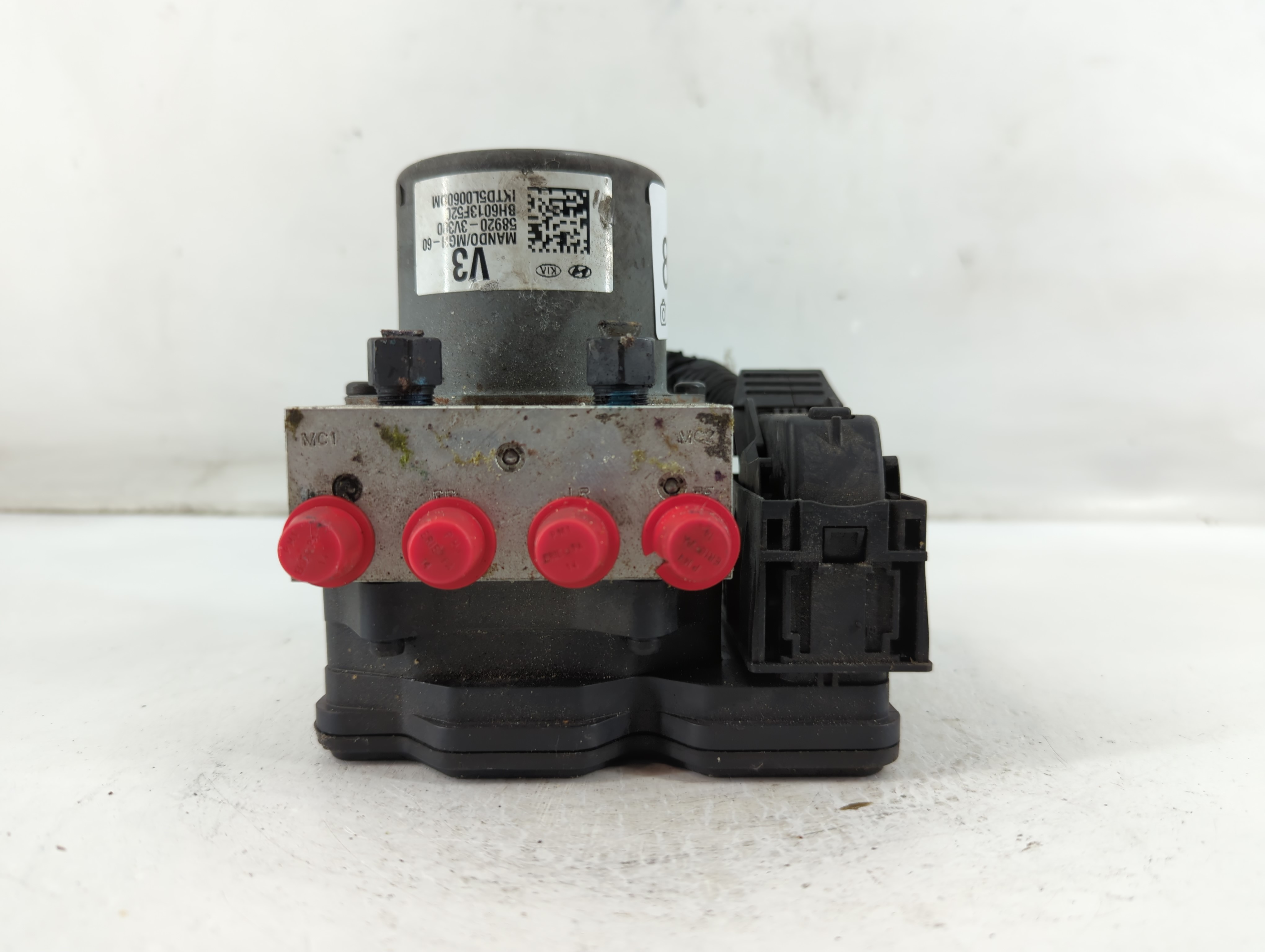 2012-2014 Hyundai Azera Abs Pump Control Module 890976 - Oemusedautoparts1.com
