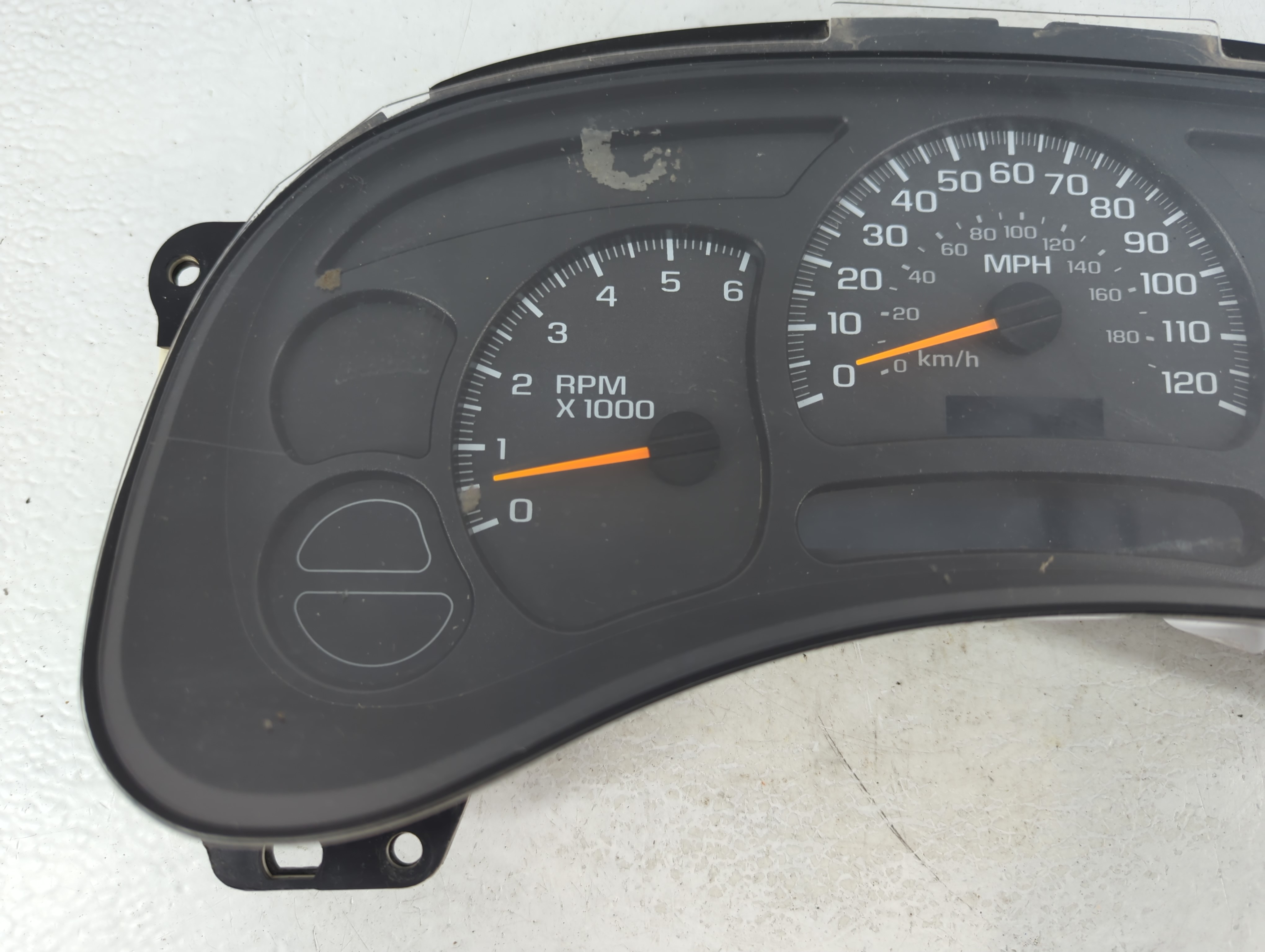 2005 Chevrolet Avalanche Speedometer Instrument Cluster Gauges 891249 - Oemusedautoparts1.com