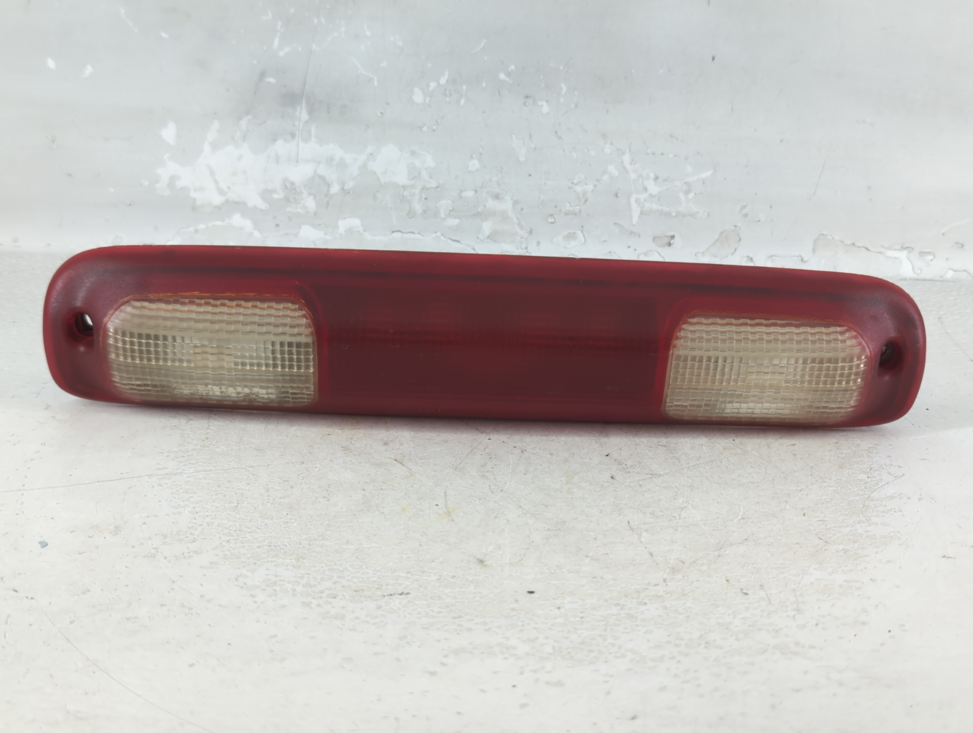 Picture of 2000 Chevrolet Silverado 1500 Third Brake Light Tail Light 891439
