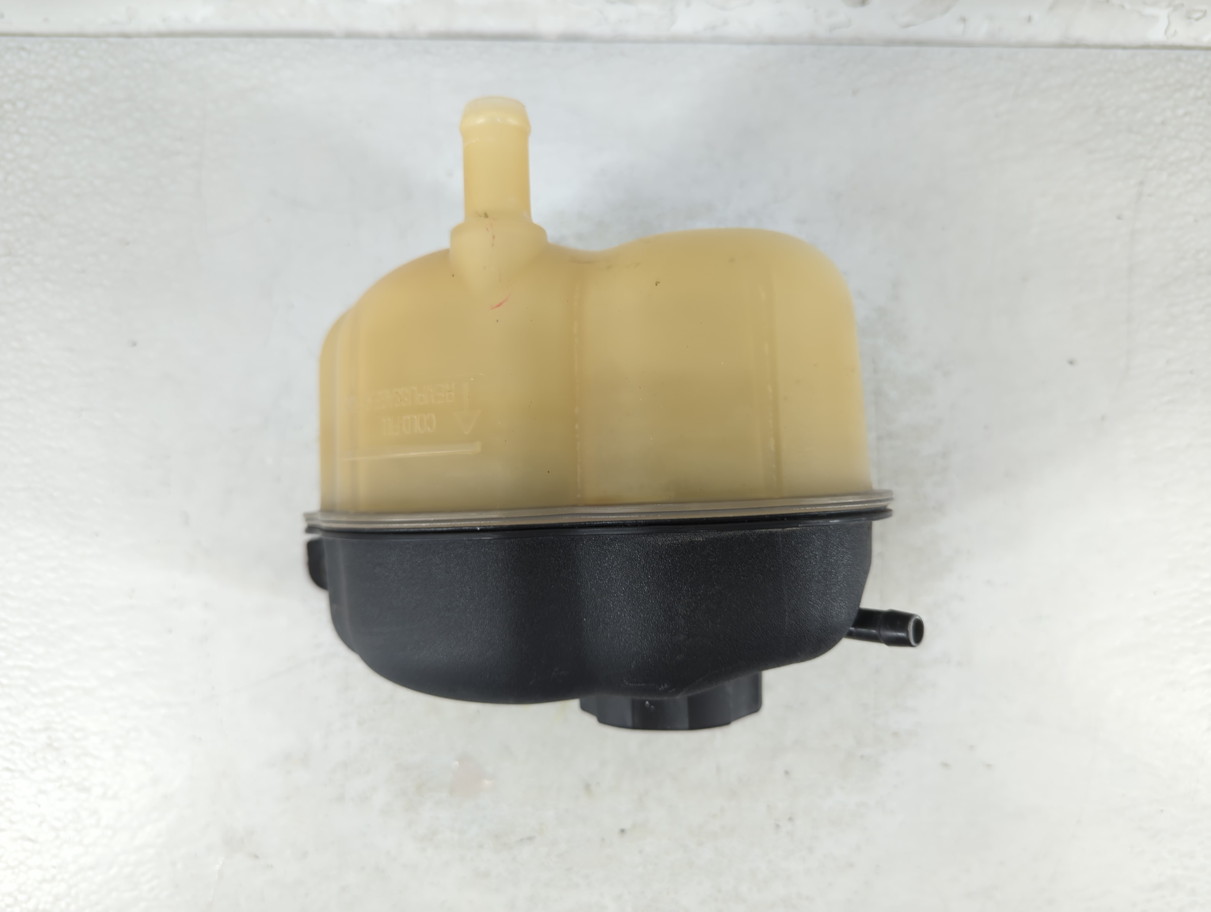 Picture of 2010-2017 Gmc Terrain Radiator Coolant Overflow Expansion Tank Bottle 891695