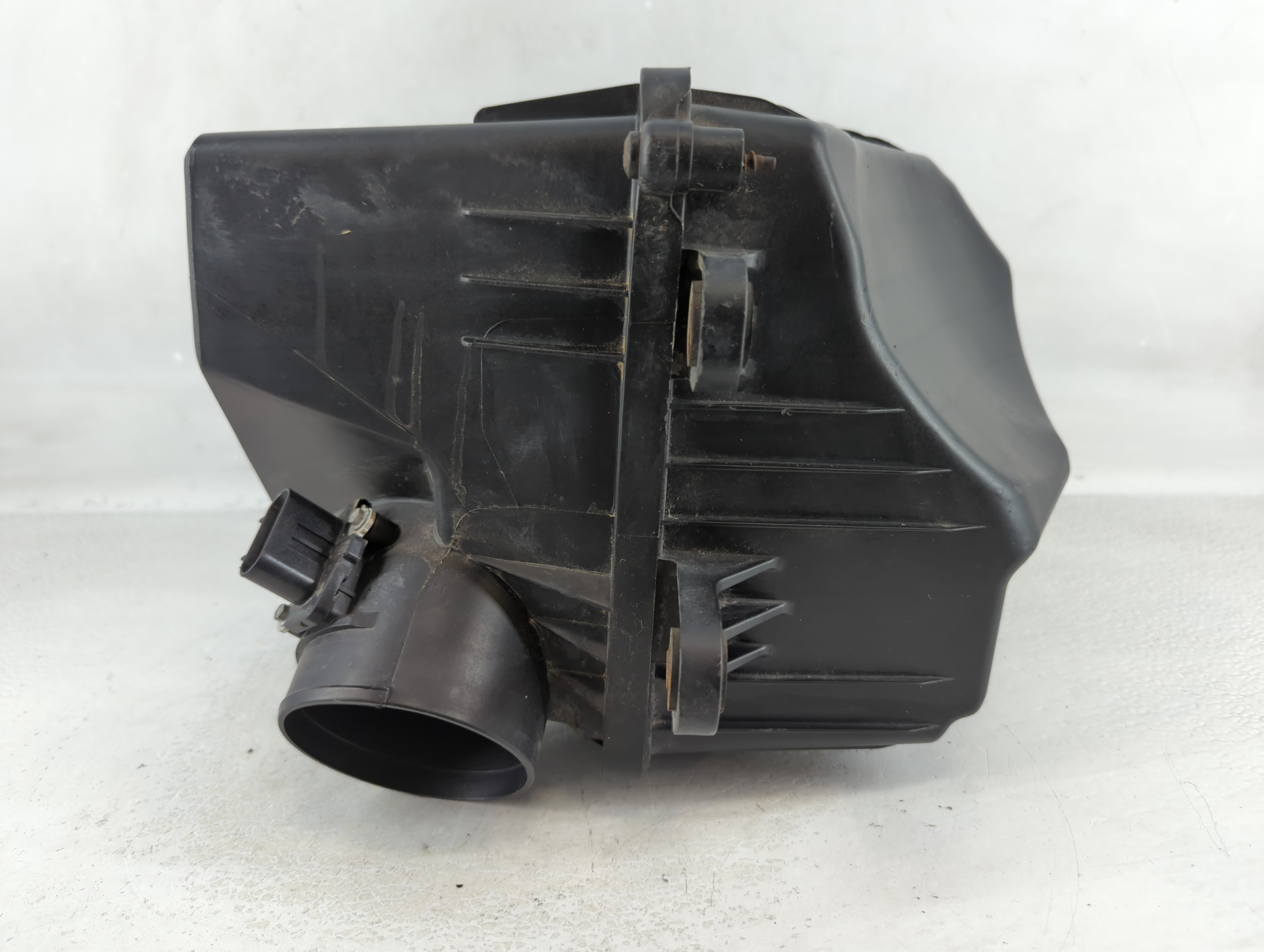 2010-2011 Gmc Terrain Air Cleaner Intake-duct Hose Tube 891701 - Oemusedautoparts1.com