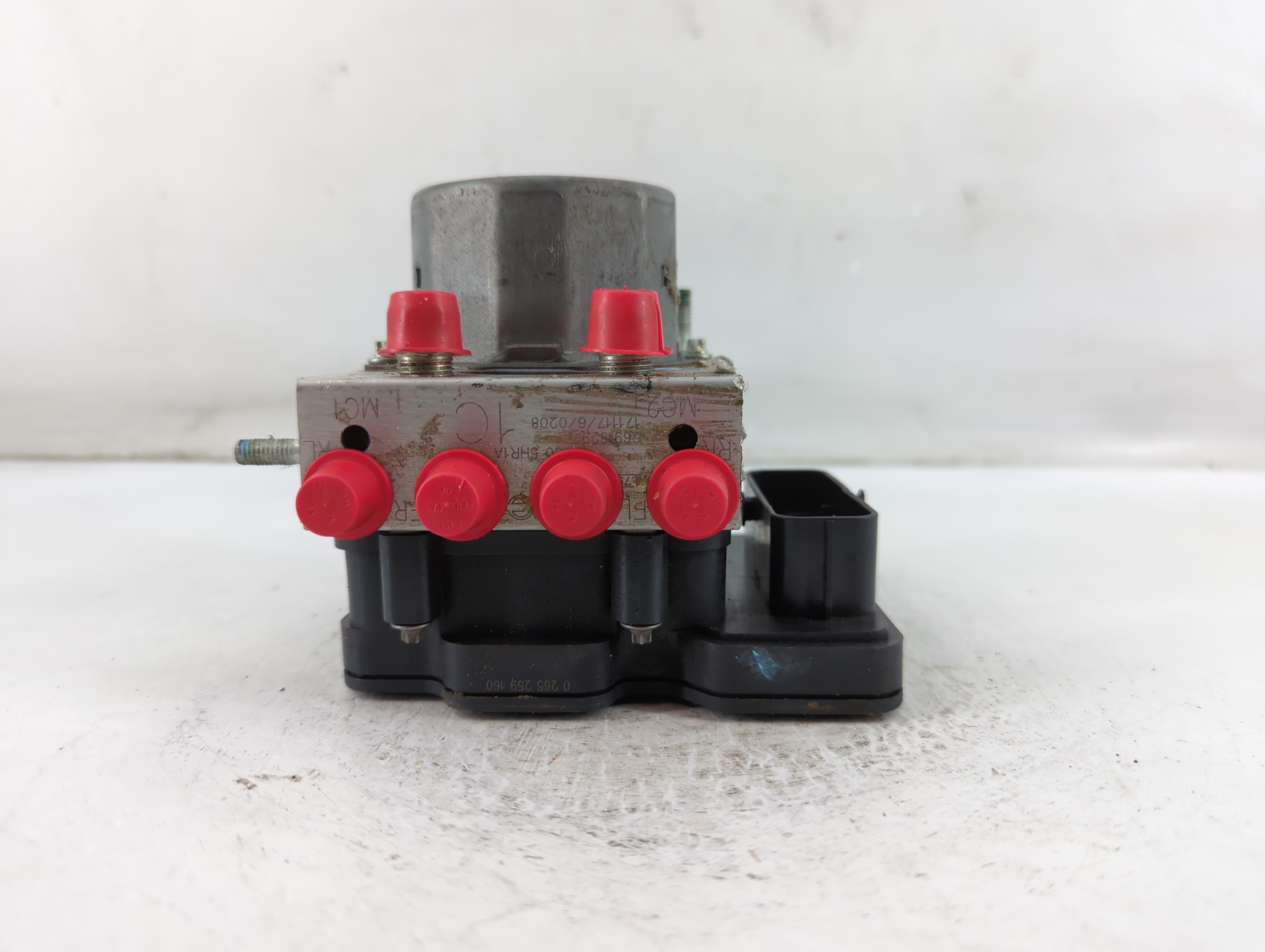 Picture of 2017-2017 Nissan Rogue Abs Pump Control Module 892304