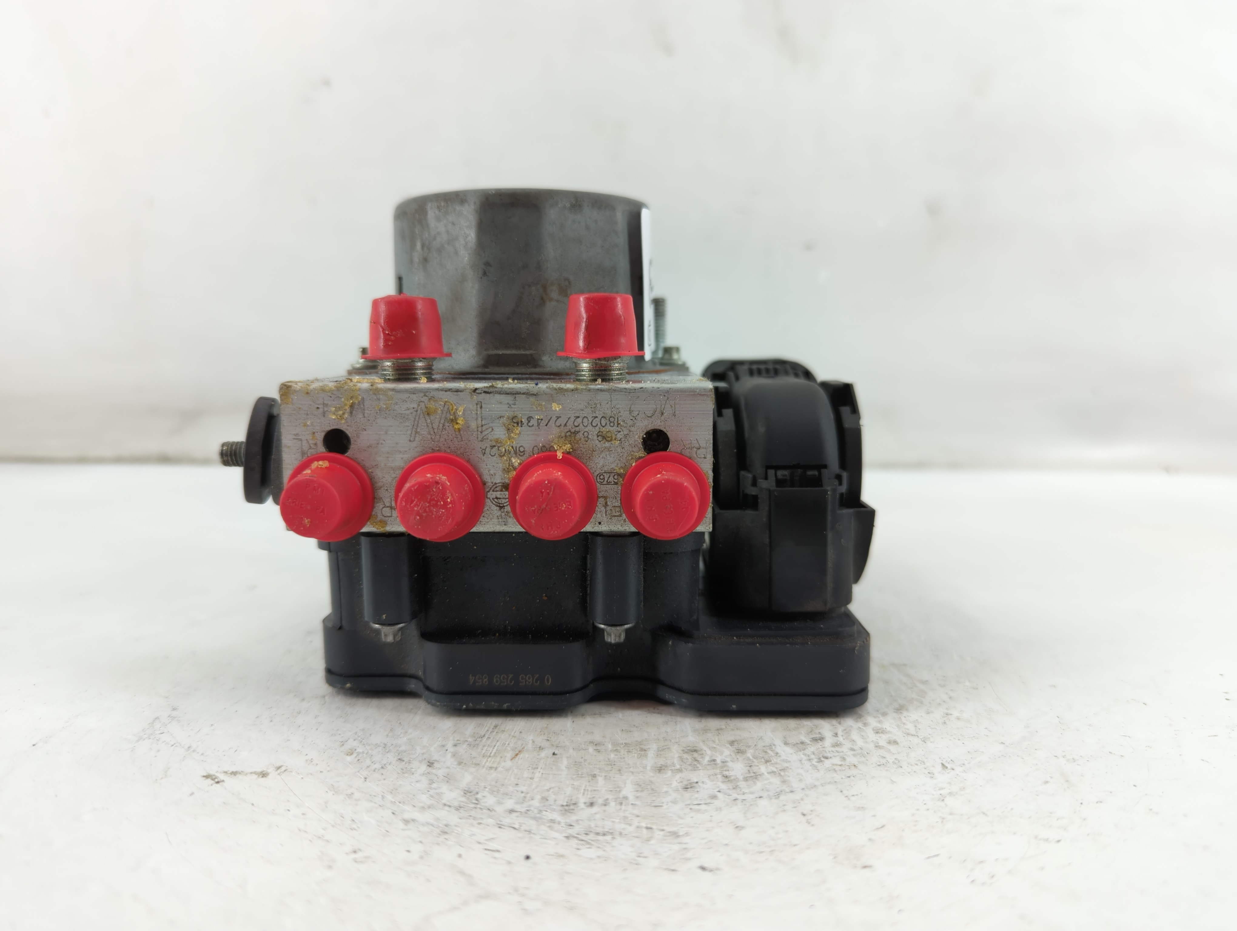 2018-2018 Nissan Rogue Sport Abs Pump Control Module 892311 - Oemusedautoparts1.com