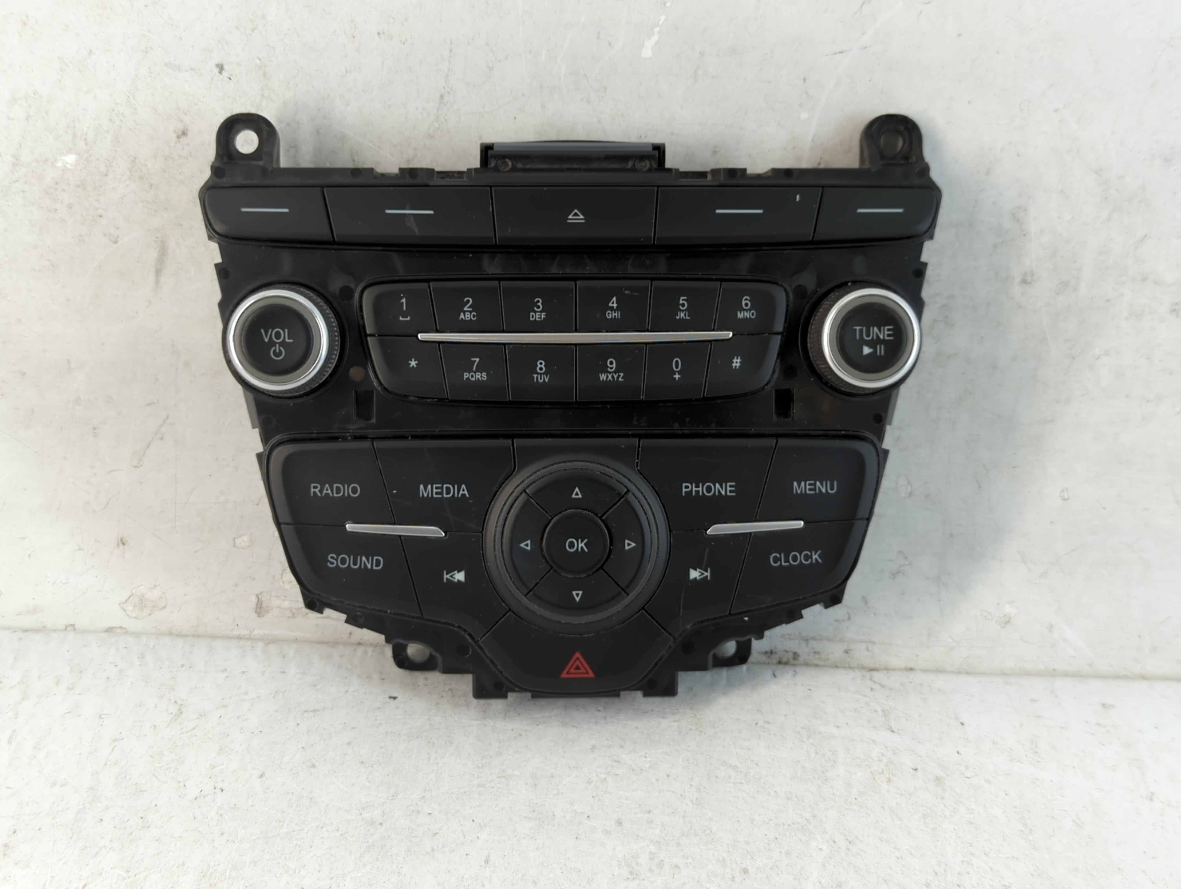 2017-2019 Ford Escape Am Fm Cd Player Radio Receiver 892327 - Oemusedautoparts1.com