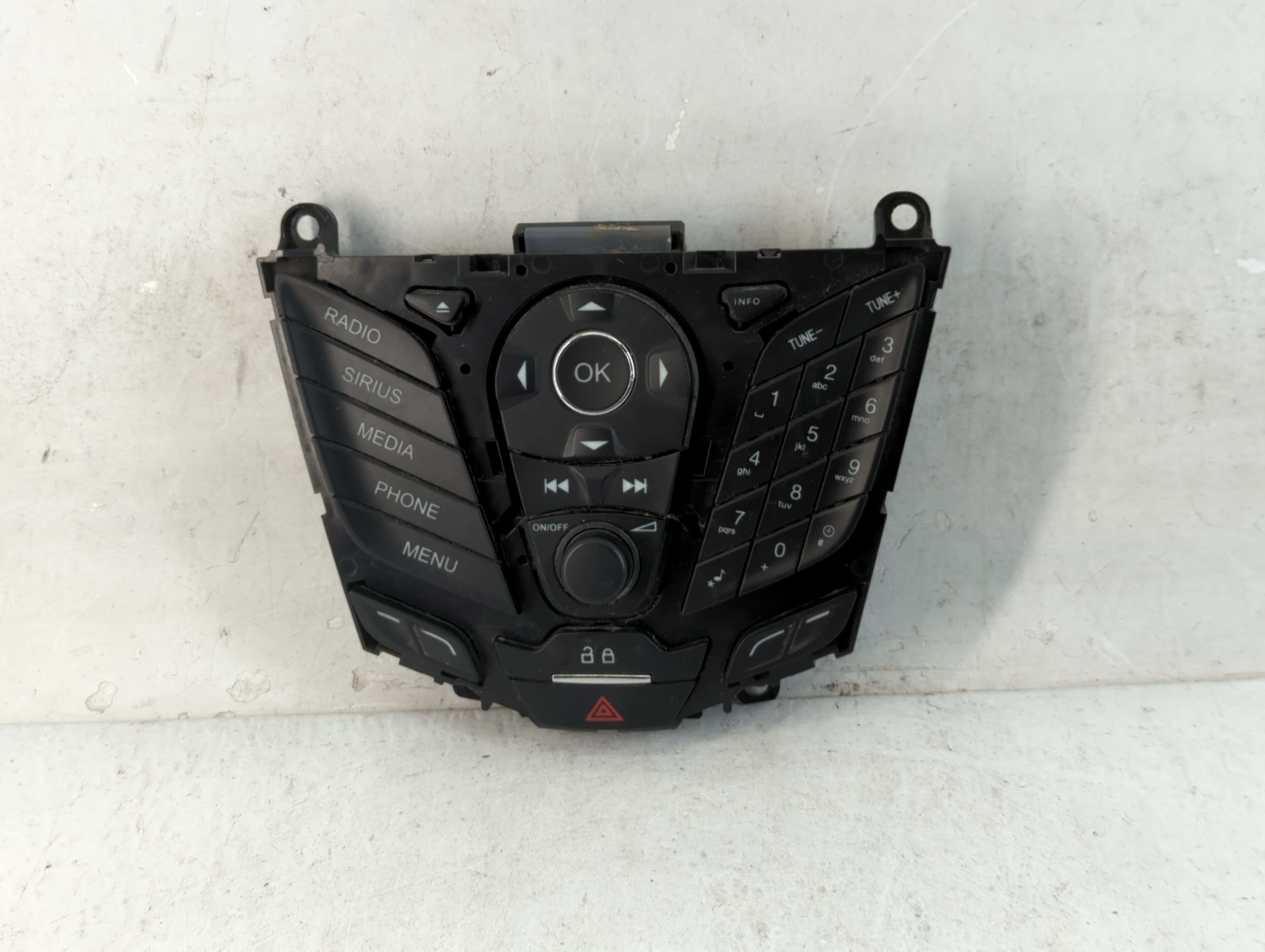 2013-2014 Ford Focus Am Fm Cd Player Radio Receiver 892342 - Oemusedautoparts1.com