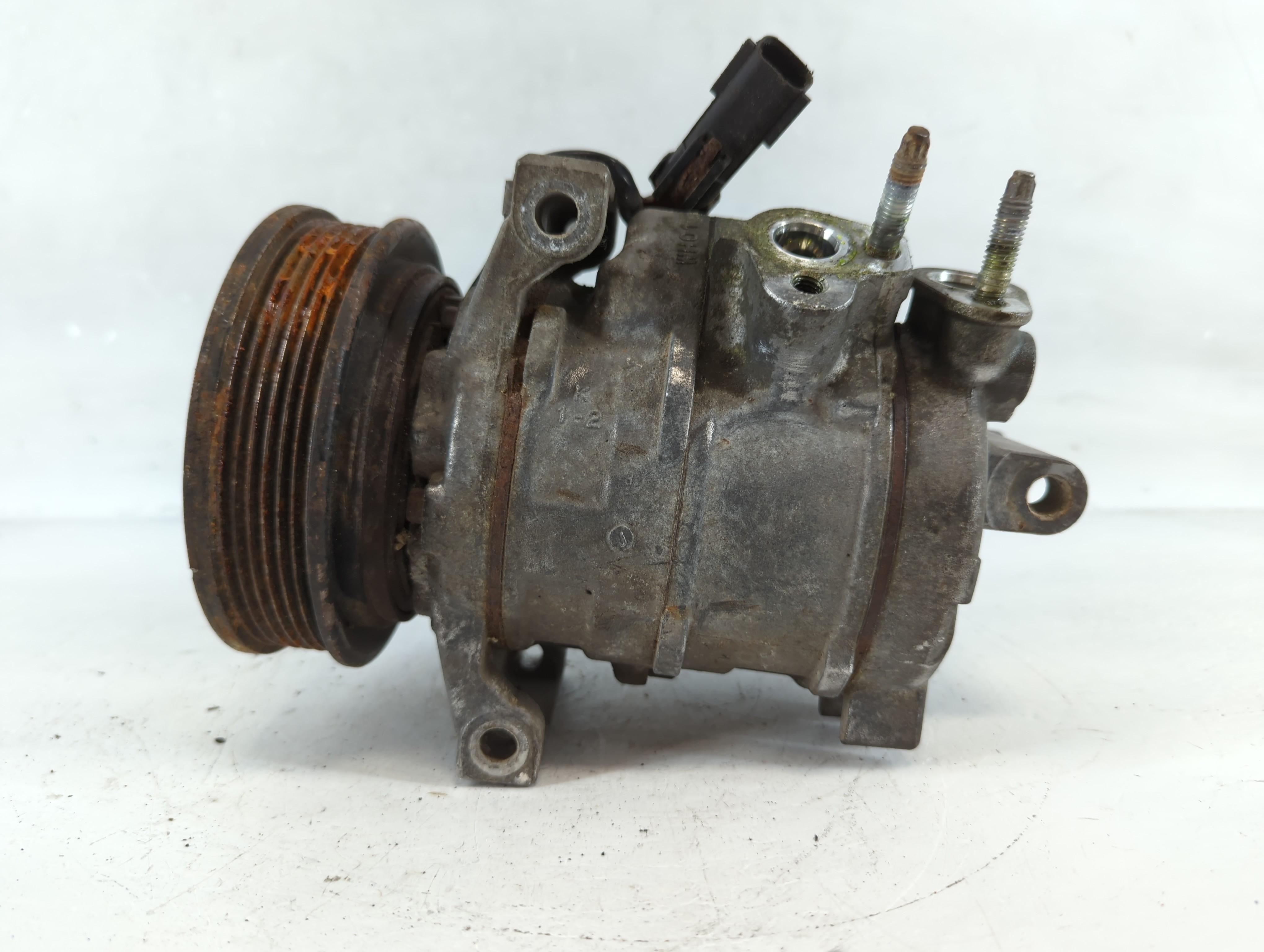 Picture of 2009-2010 Dodge Ram 1500 Air Conditioning A/c Ac Compressor Oem 892370