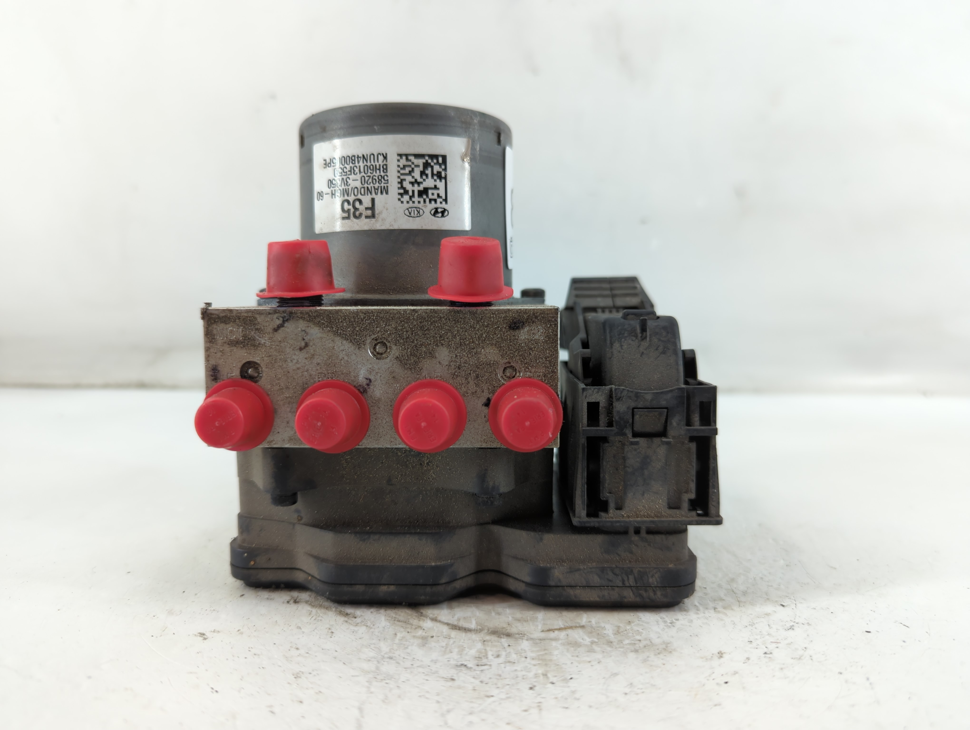 2016-2017 Hyundai Azera Abs Pump Control Module 892418 - Oemusedautoparts1.com