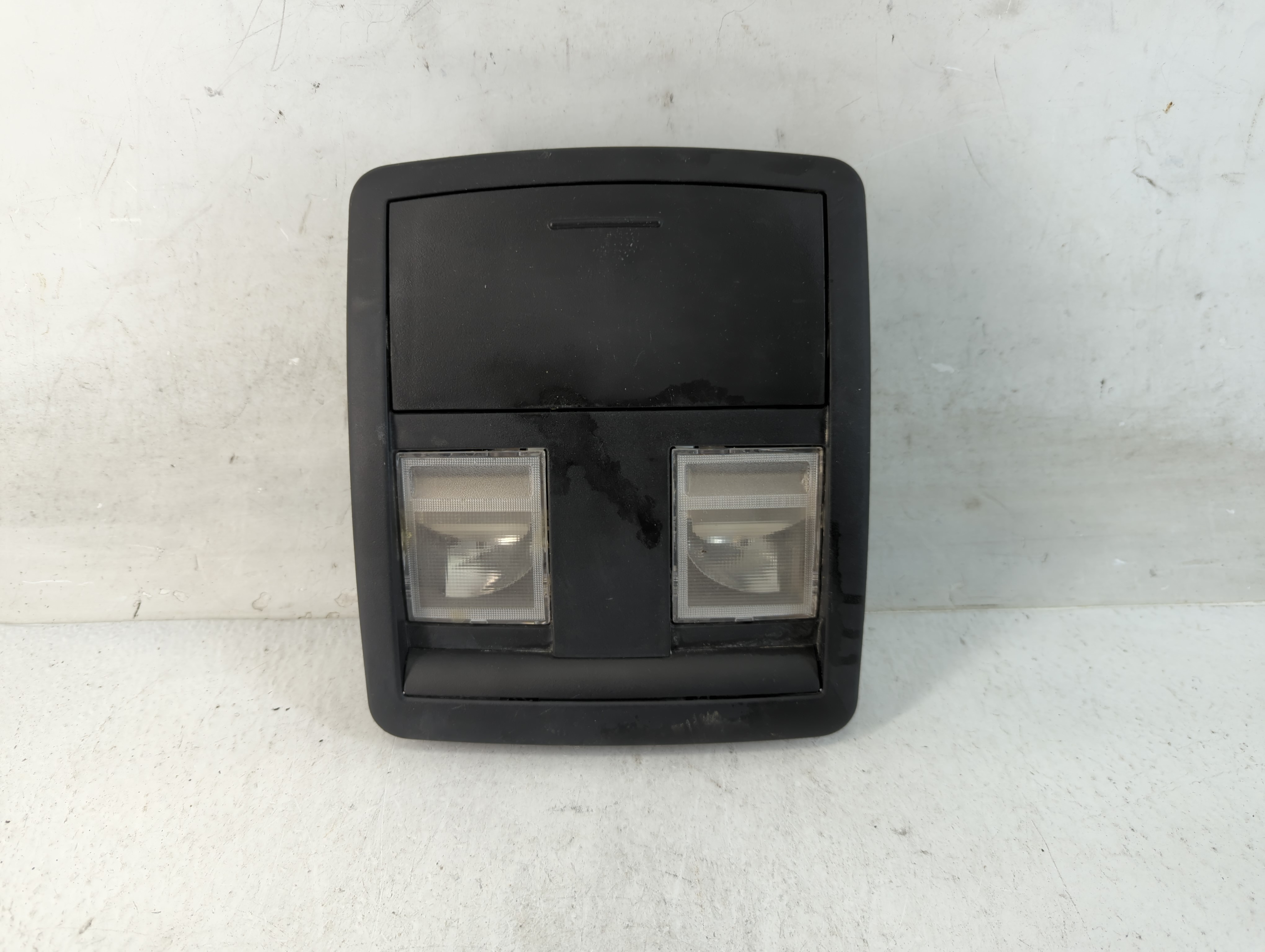 2015 Dodge Challenger Overhead Roof Console 892436 - Oemusedautoparts1.com