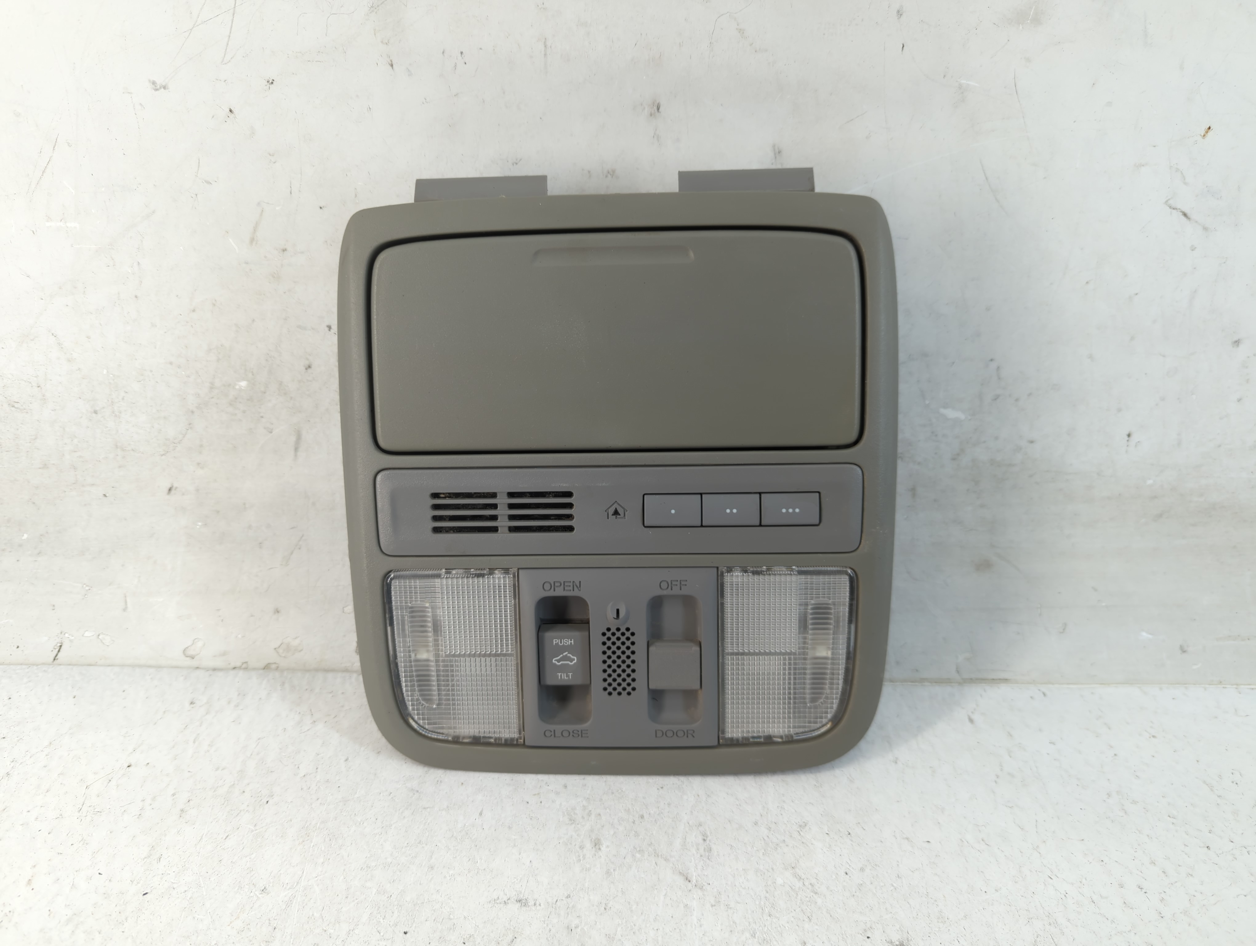 2014 Honda Accord Overhead Roof Console 892438 - Oemusedautoparts1.com