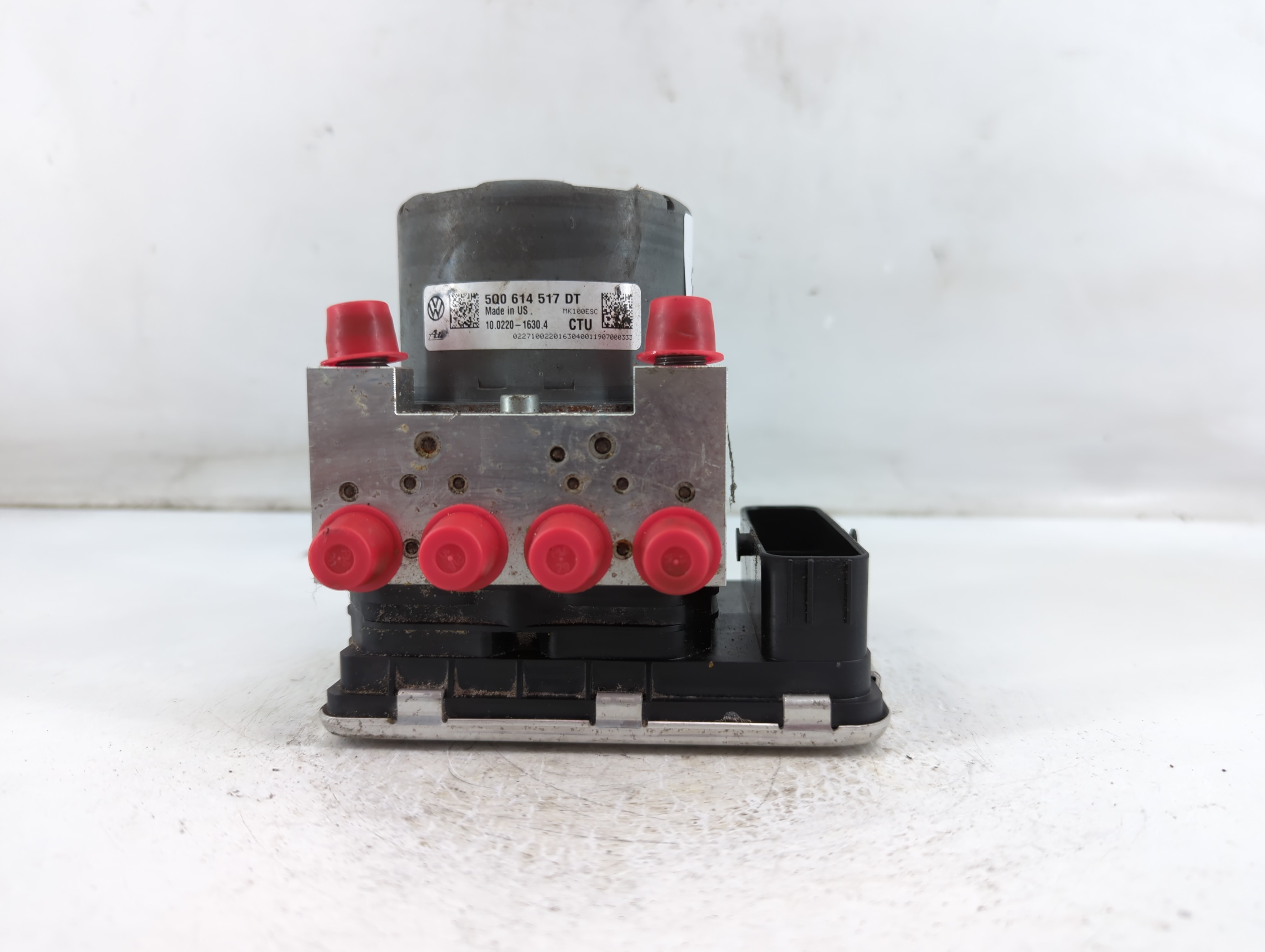 2019 Volkswagen Atlas Abs Pump Control Module 892463 - Oemusedautoparts1.com