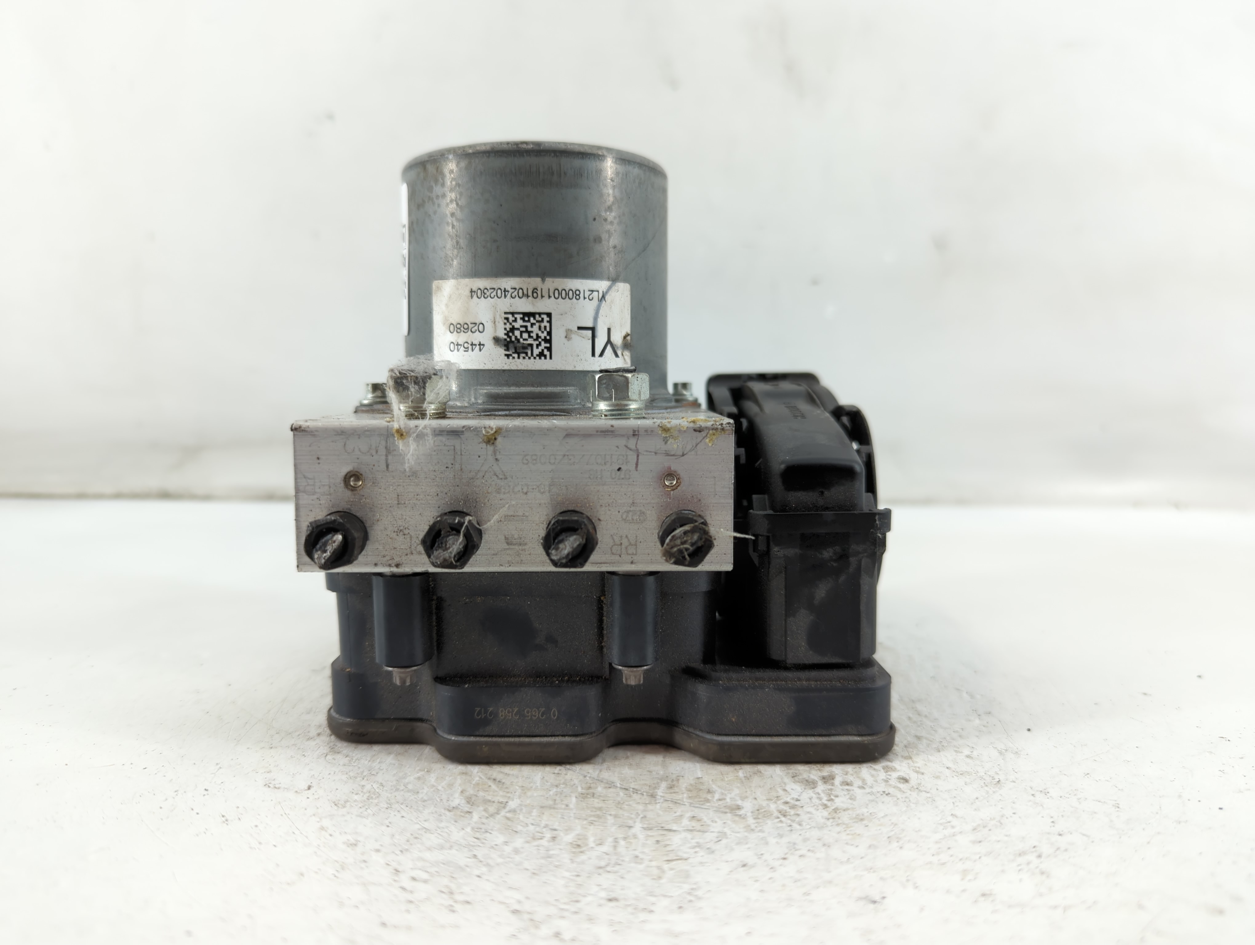 Picture of 2020-2022 Toyota Corolla Abs Pump Control Module 892494