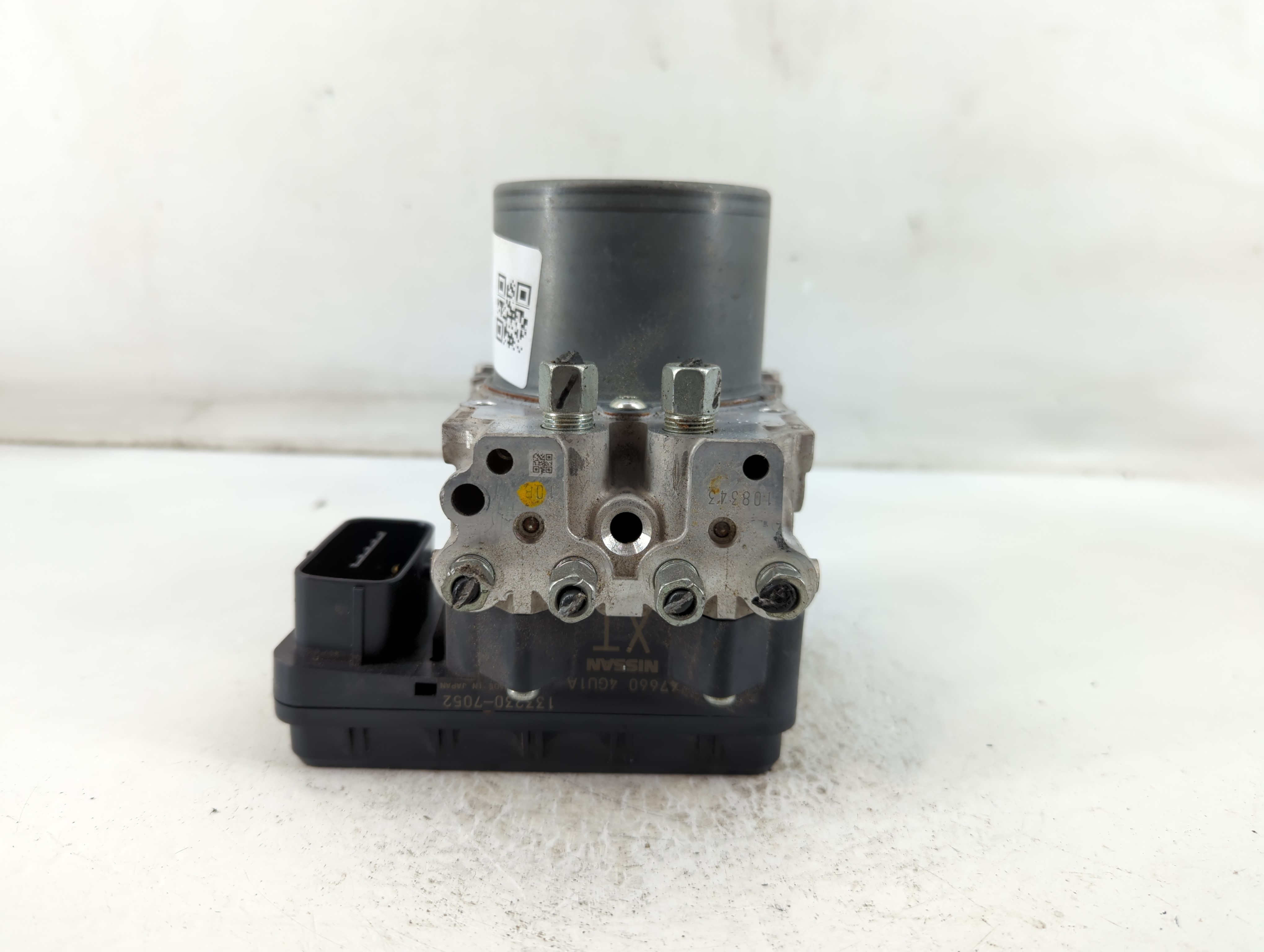 2018-2019 Infiniti Q50 Abs Pump Control Module 892496 - Oemusedautoparts1.com