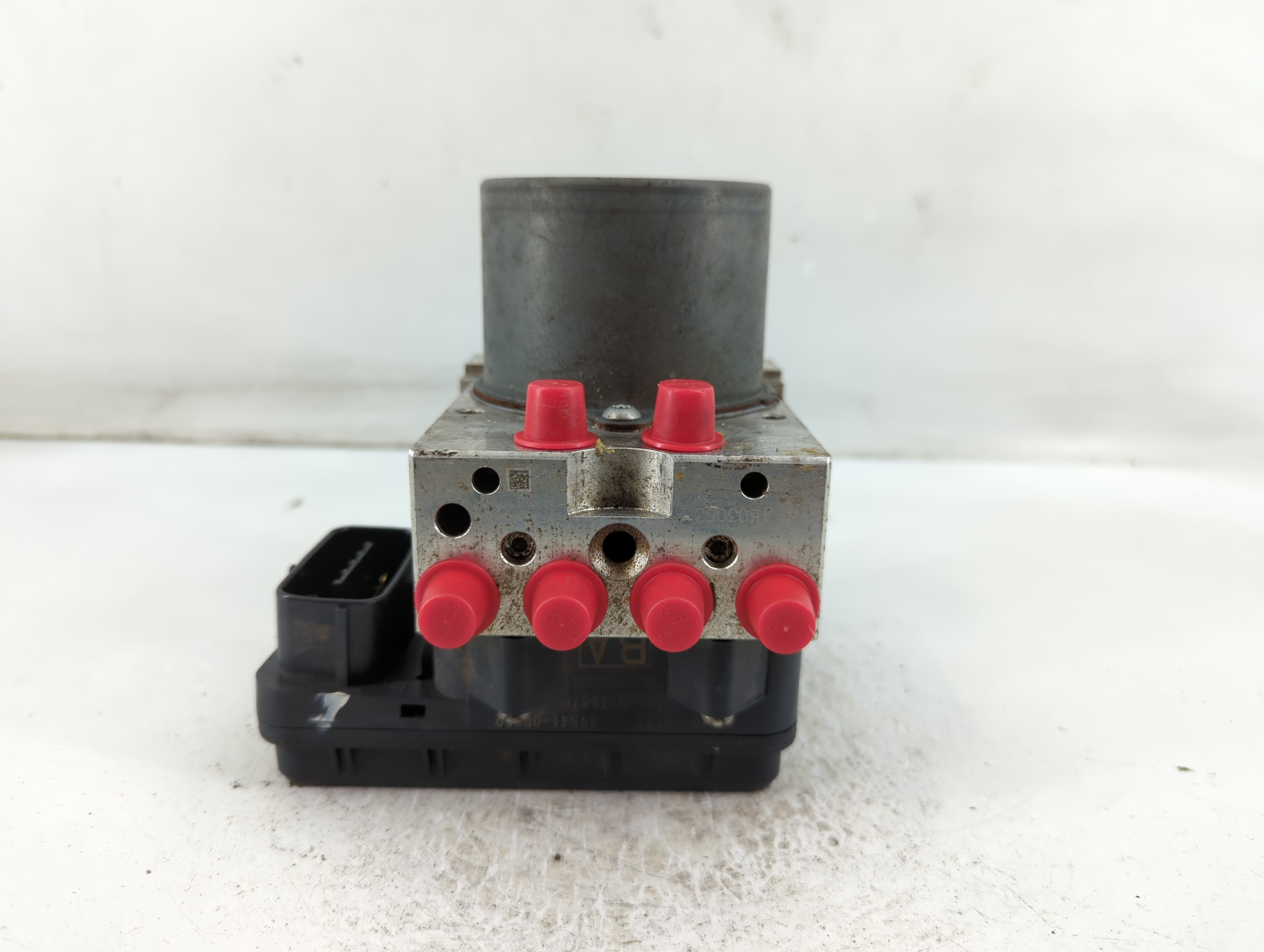 2015-2015 Toyota Rav4 Abs Pump Control Module 892502 - Oemusedautoparts1.com