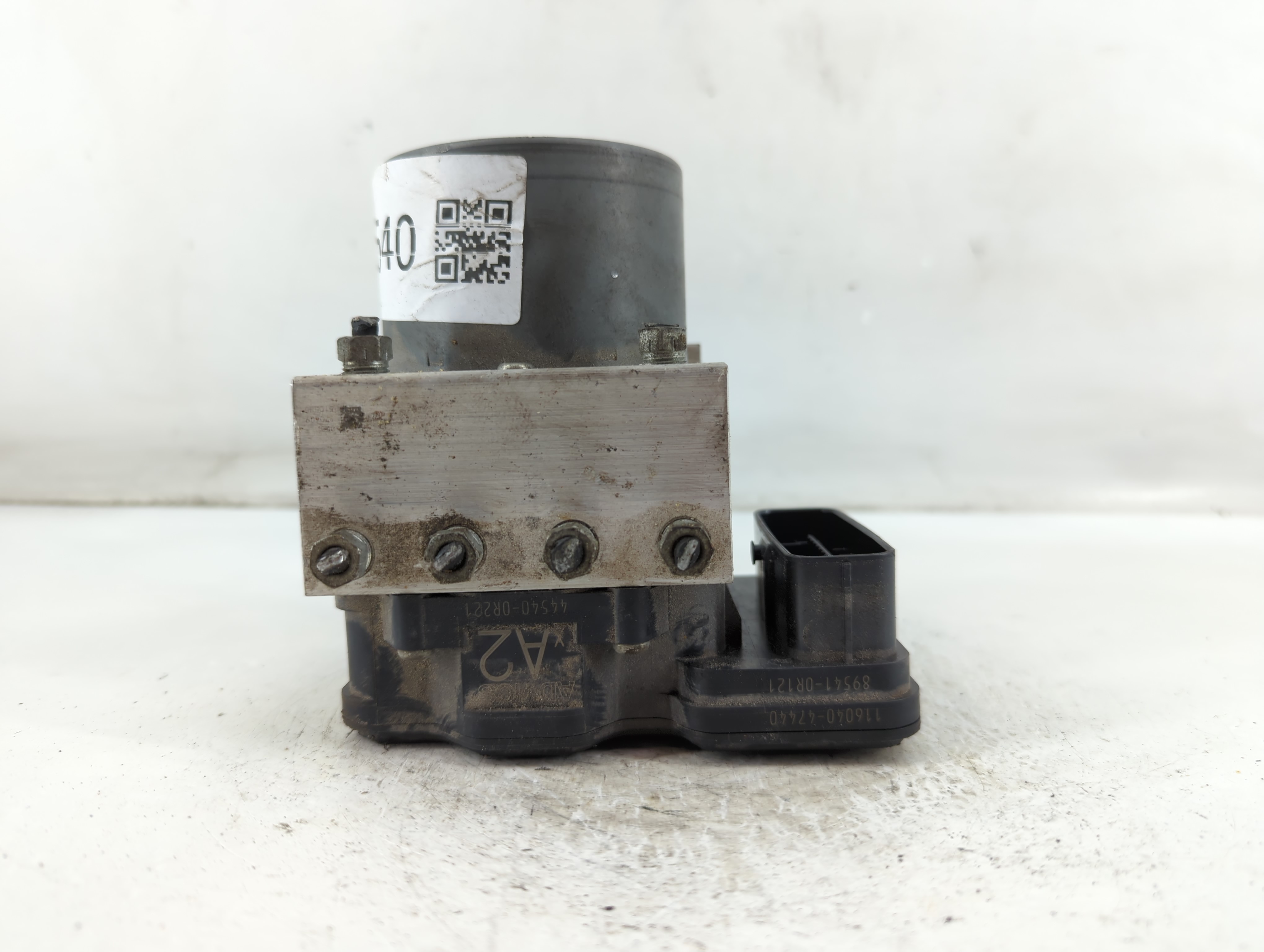 2013-2018 Toyota Rav4 Abs Pump Control Module 892540 - Oemusedautoparts1.com