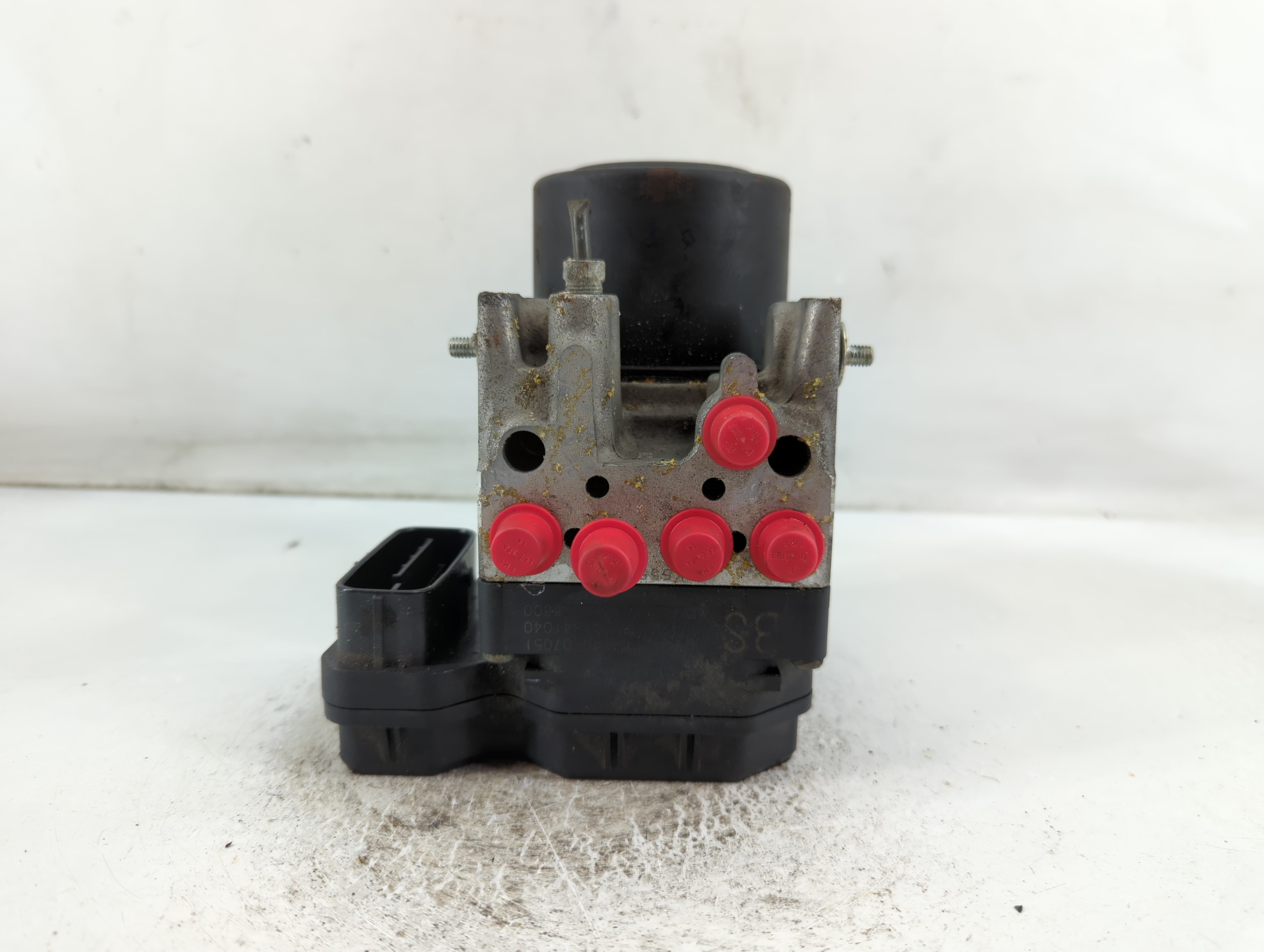 2009-2010 Toyota Avalon Abs Pump Control Module 892559 - Oemusedautoparts1.com