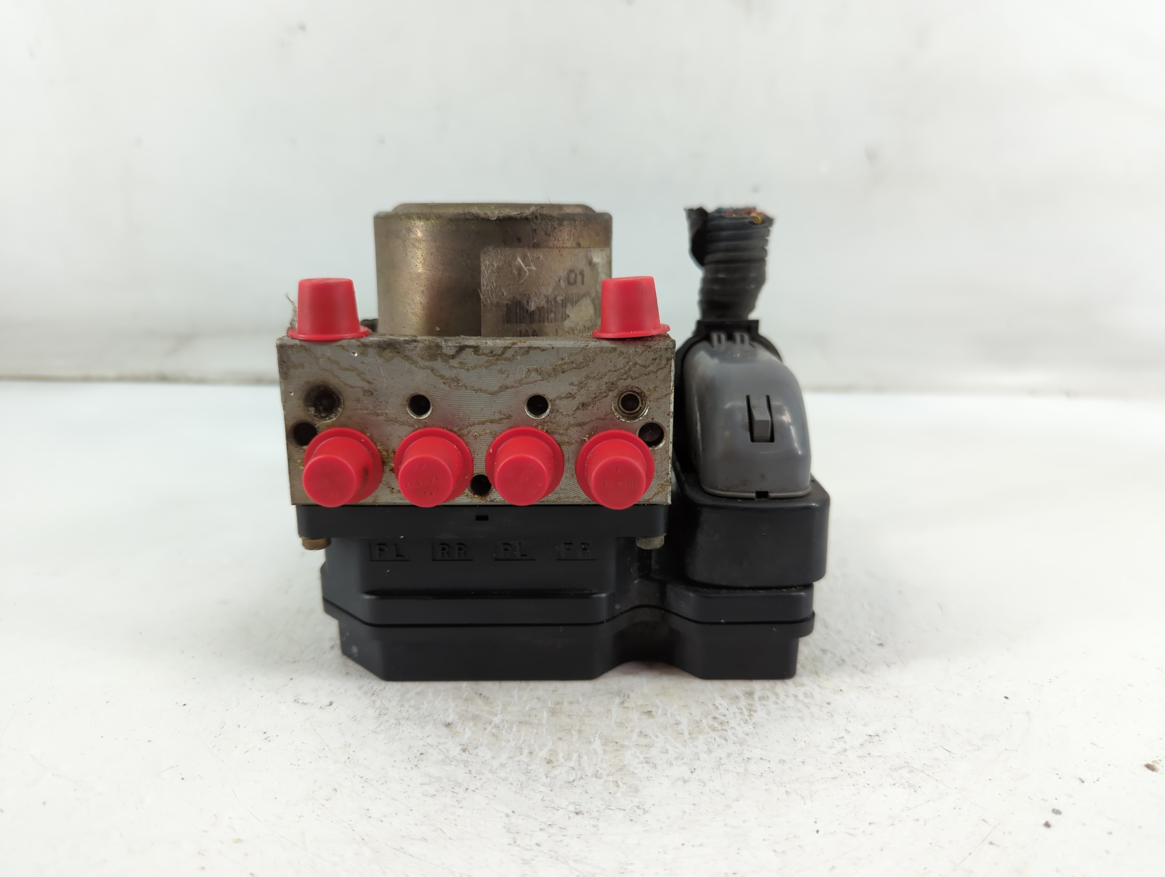 2004-2006 Nissan Maxima Abs Pump Control Module 892613 - Oemusedautoparts1.com