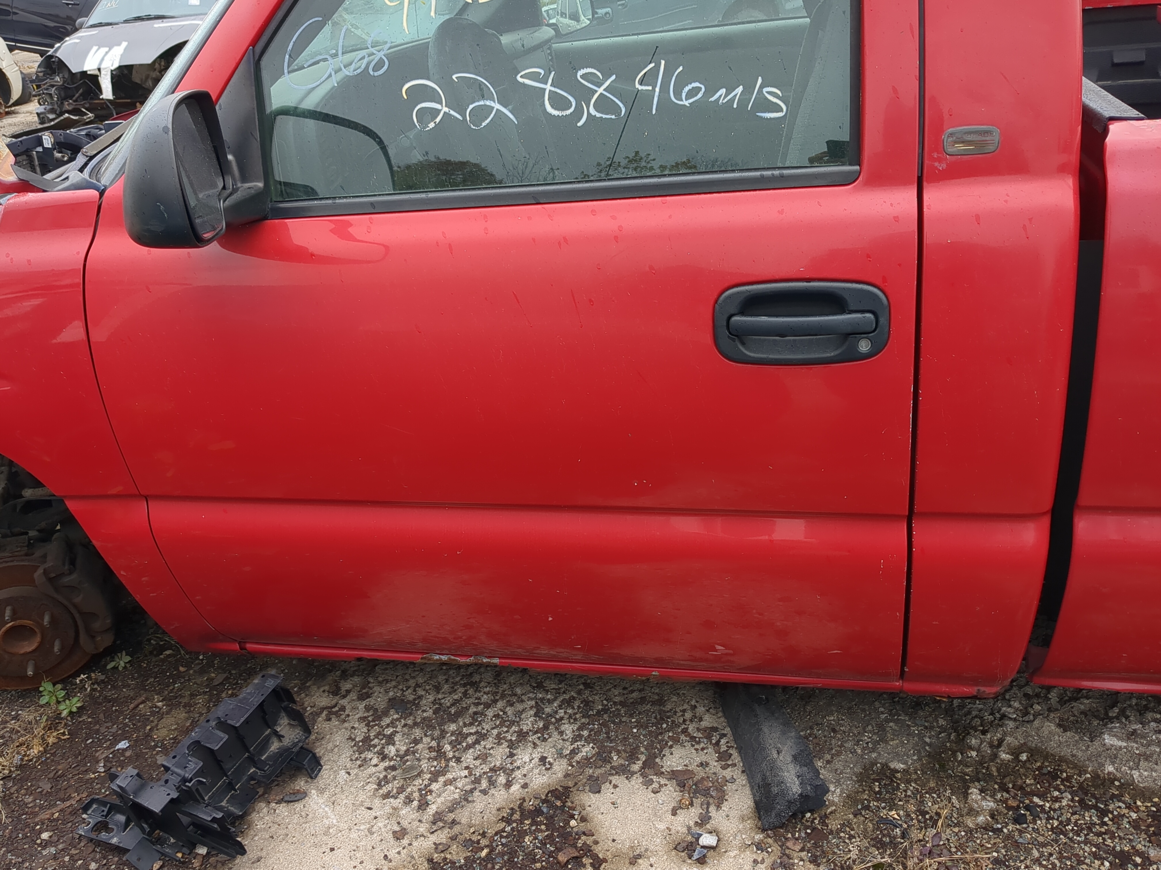 Chevrolet Silverado 1500 Pickup Driver Front Door Oem 892902 - Oemusedautoparts1.com