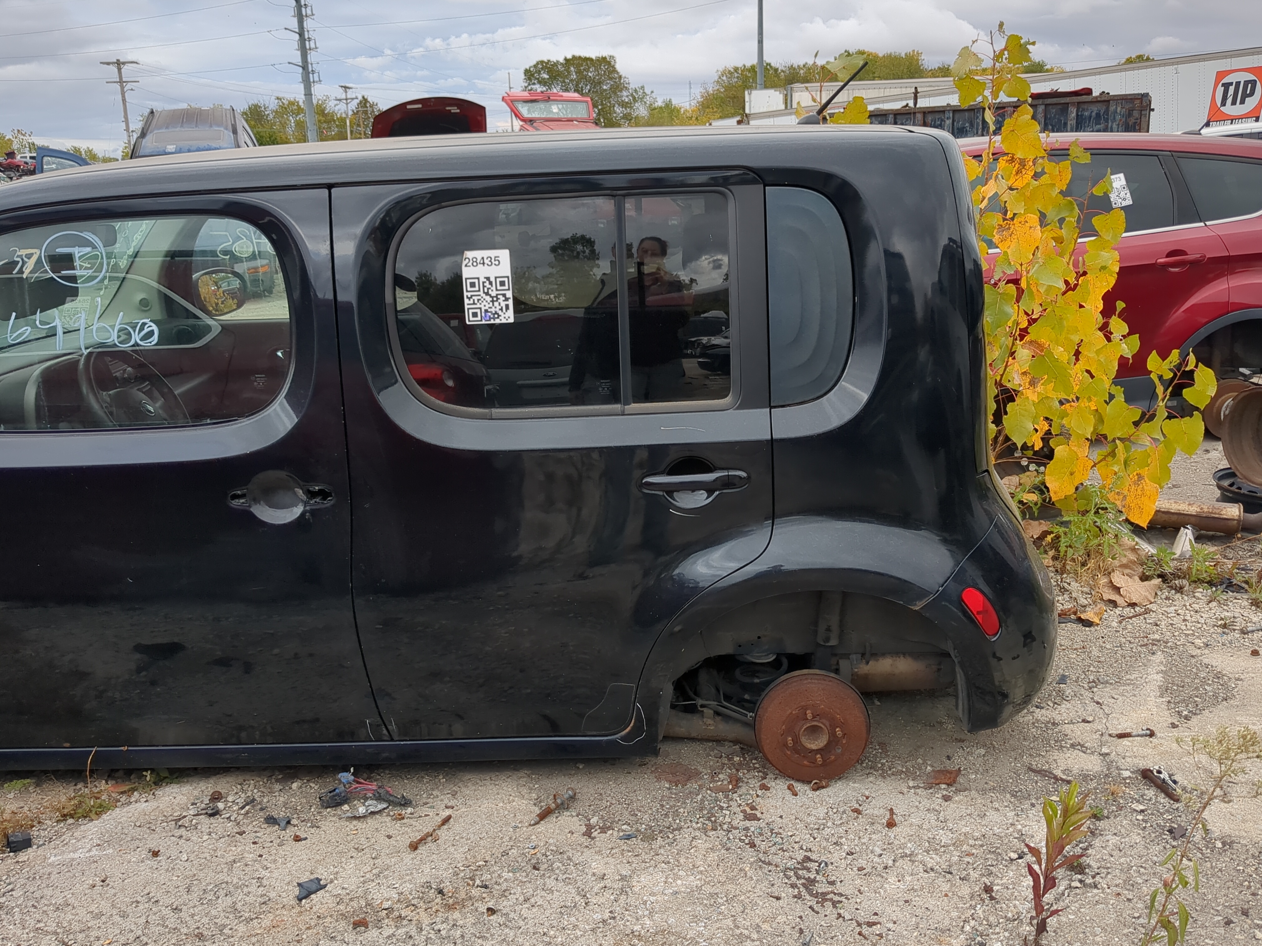 2011-2014 Nissan Cube Driver Rear Door Oem 893192 - Oemusedautoparts1.com