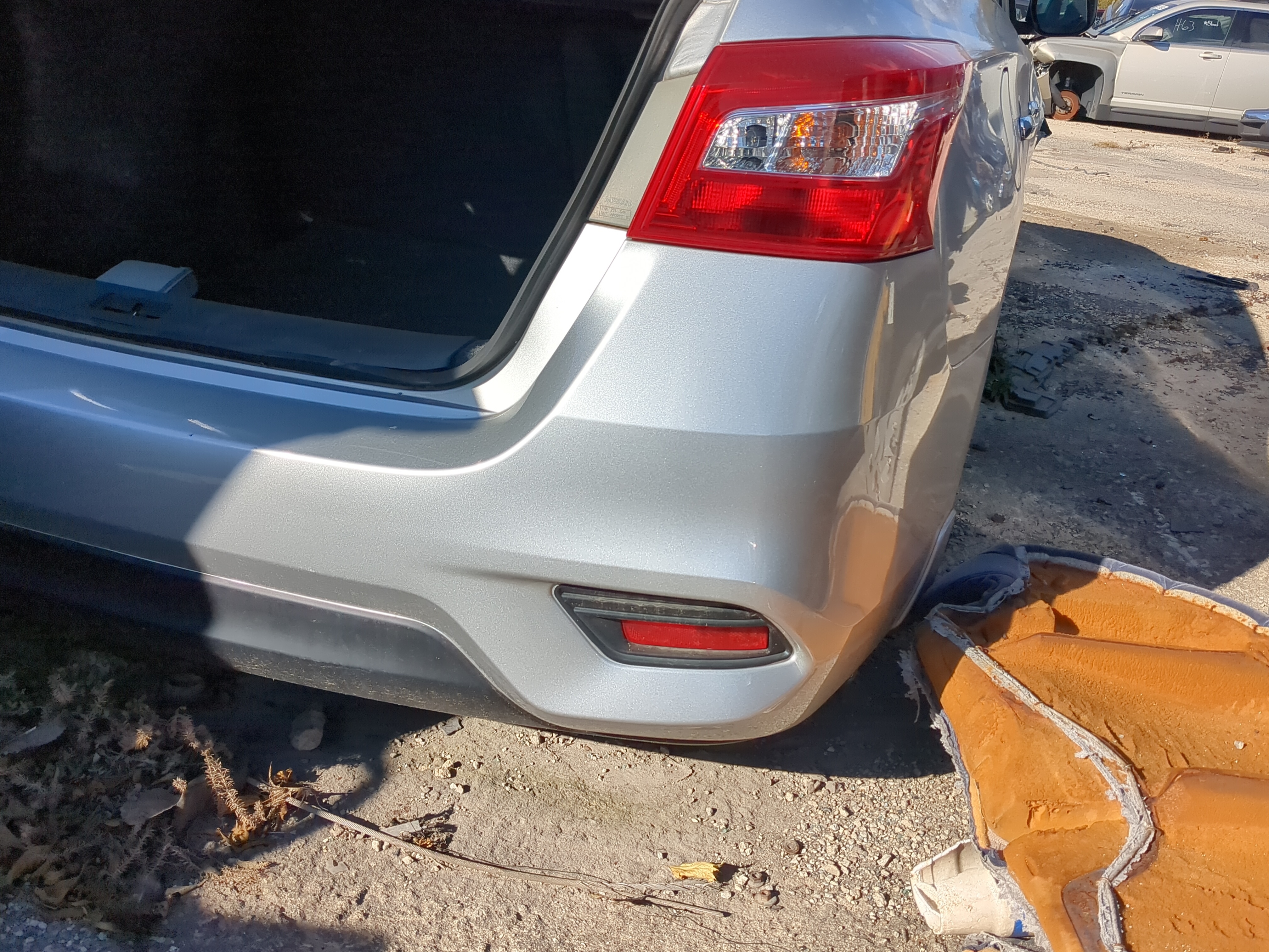 Picture of 2016-2019 Nissan Sentra Rear Bumper Assembly Oem 893481