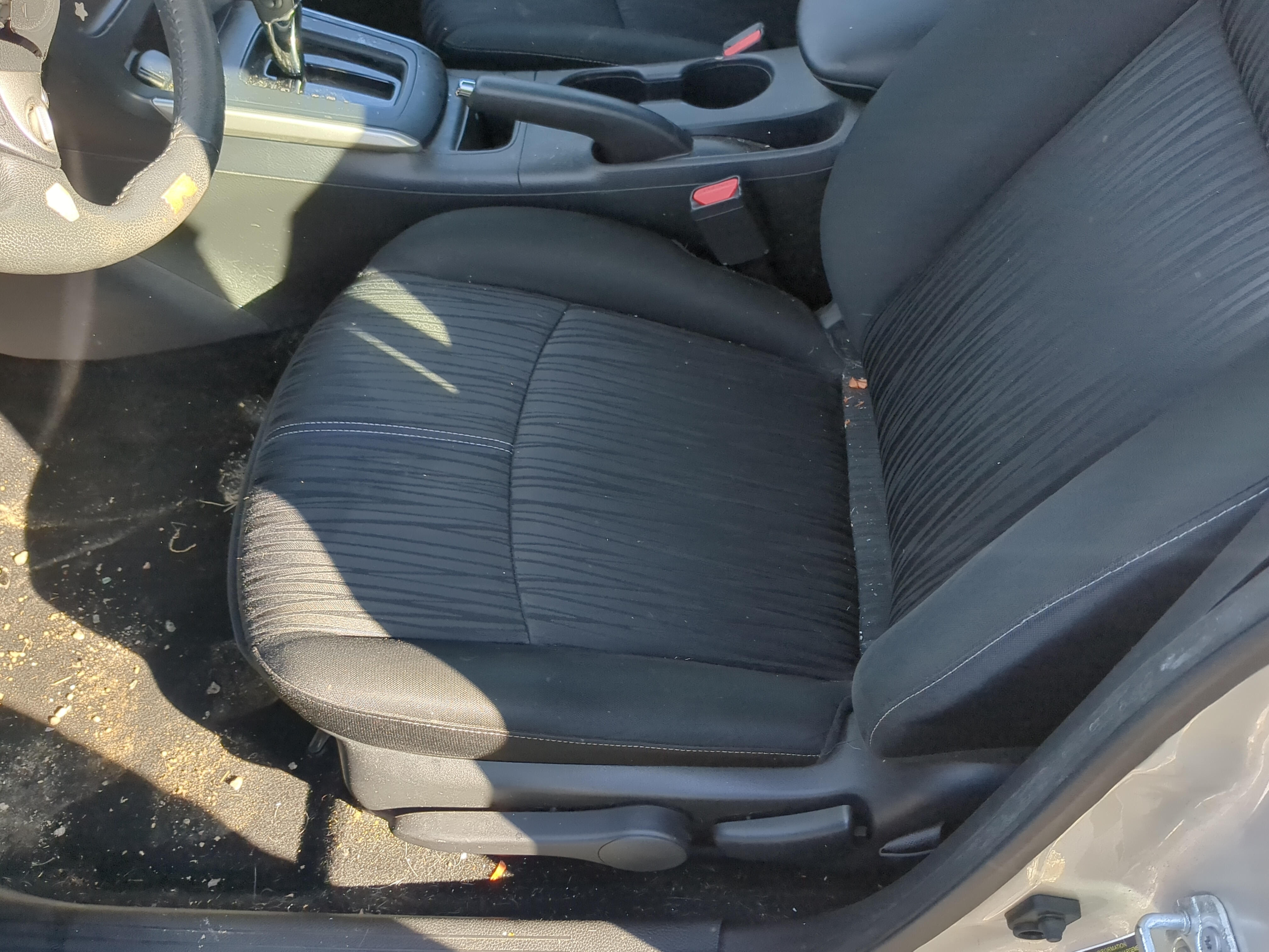 Picture of 2016-2019 Nissan Sentra Driver Front Seat Oem 893511
