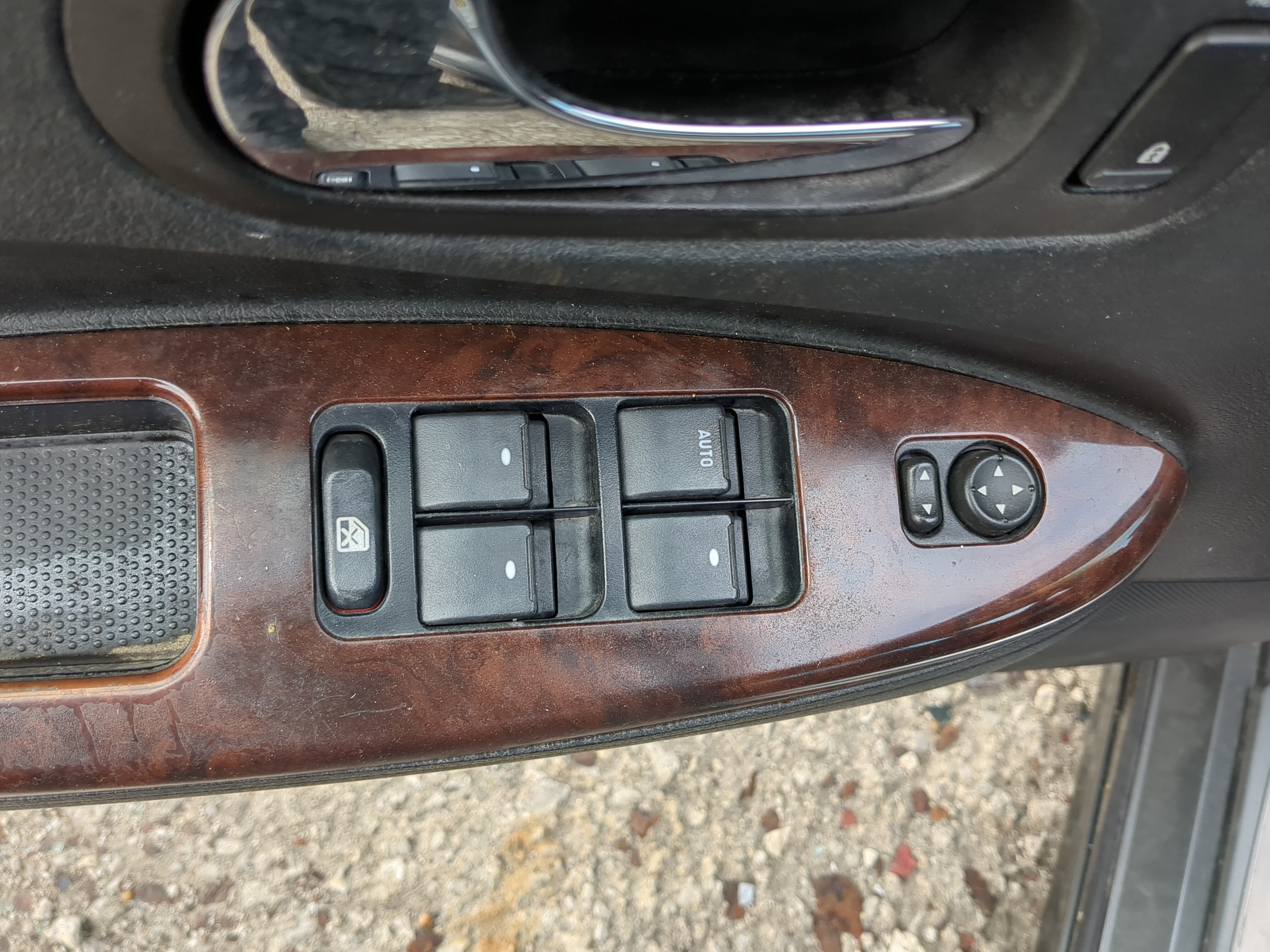 Picture of 2005-2008 Buick Lacrosse Driver Left Door Master Power Window Switch 893744