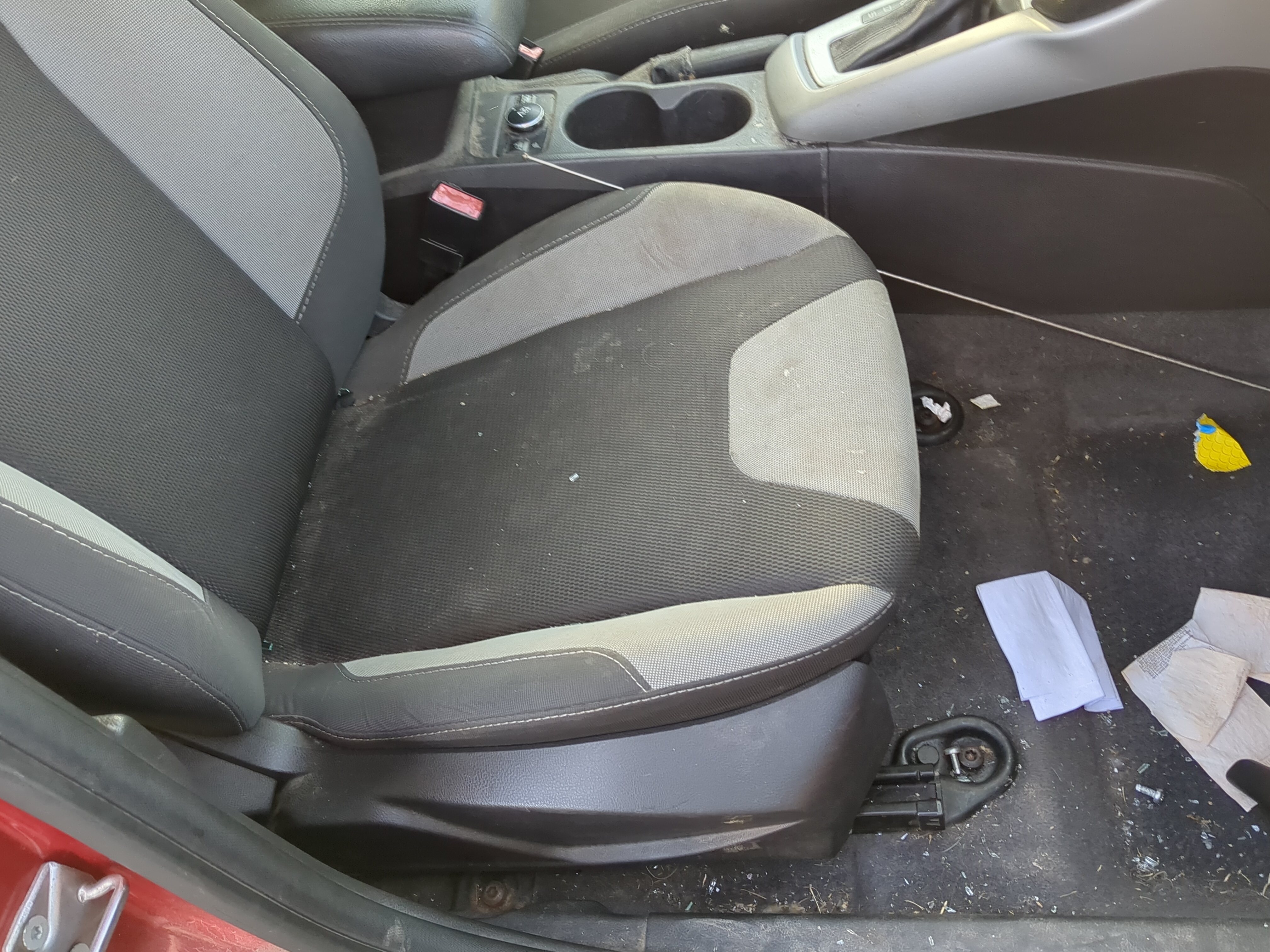 Picture of 2012-2012 Ford Focus Passenger Front Seat Oem 894335