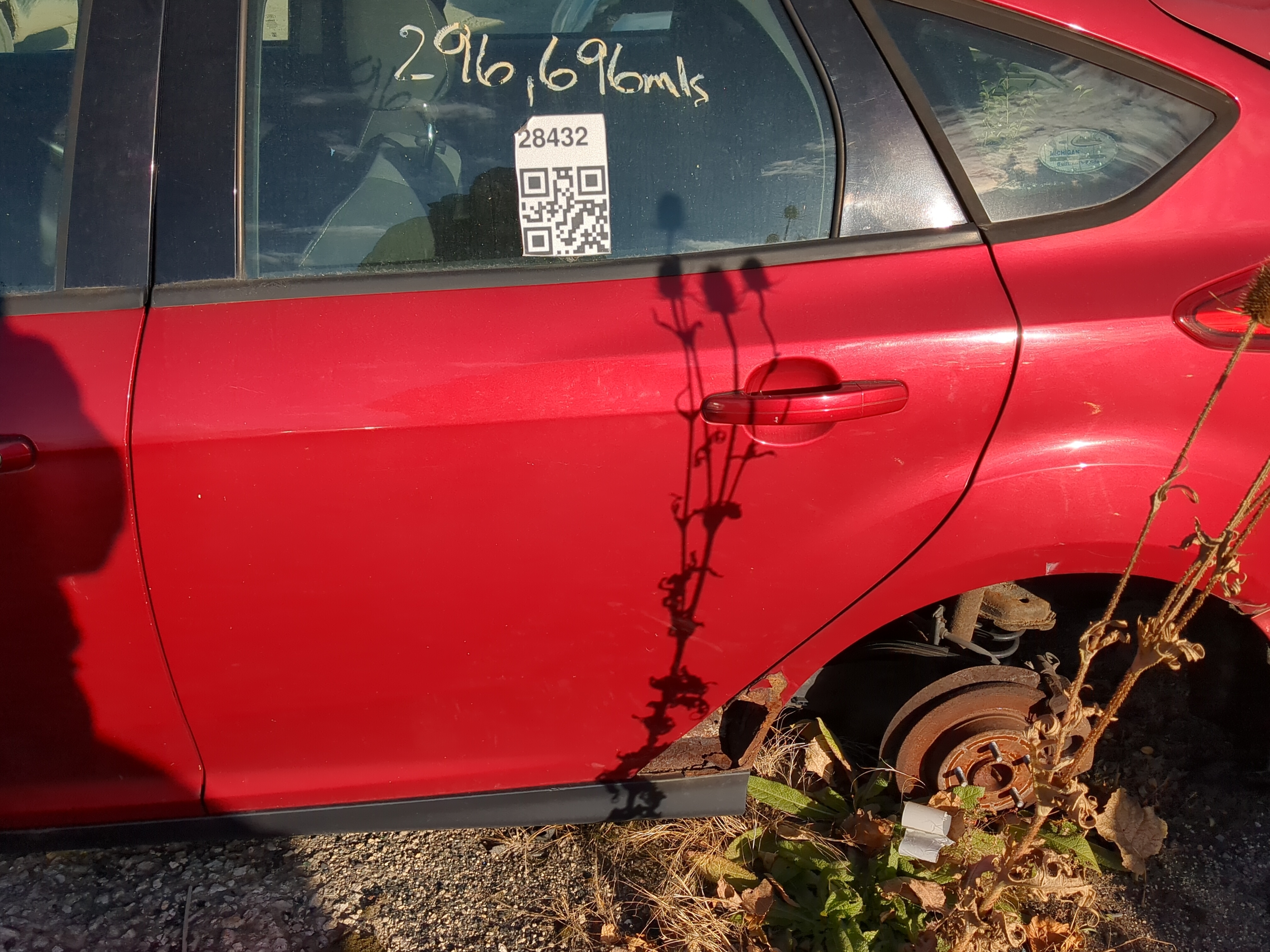 Picture of 2012-2018 Ford Focus Driver Rear Door Oem 894419