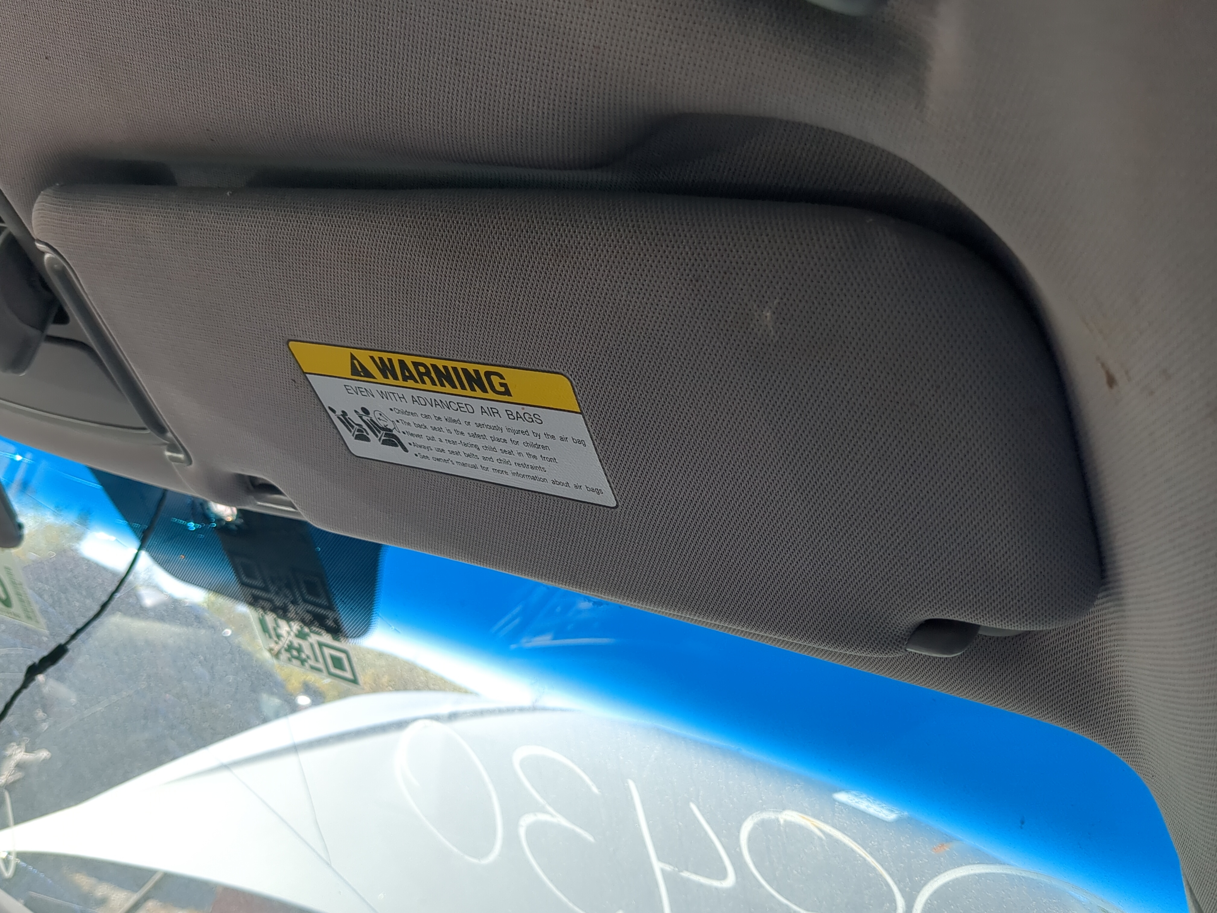 Picture of 2007-2009 Hyundai Santa Fe Passenger Sun Visor Mirror Right Sunvisor 894819