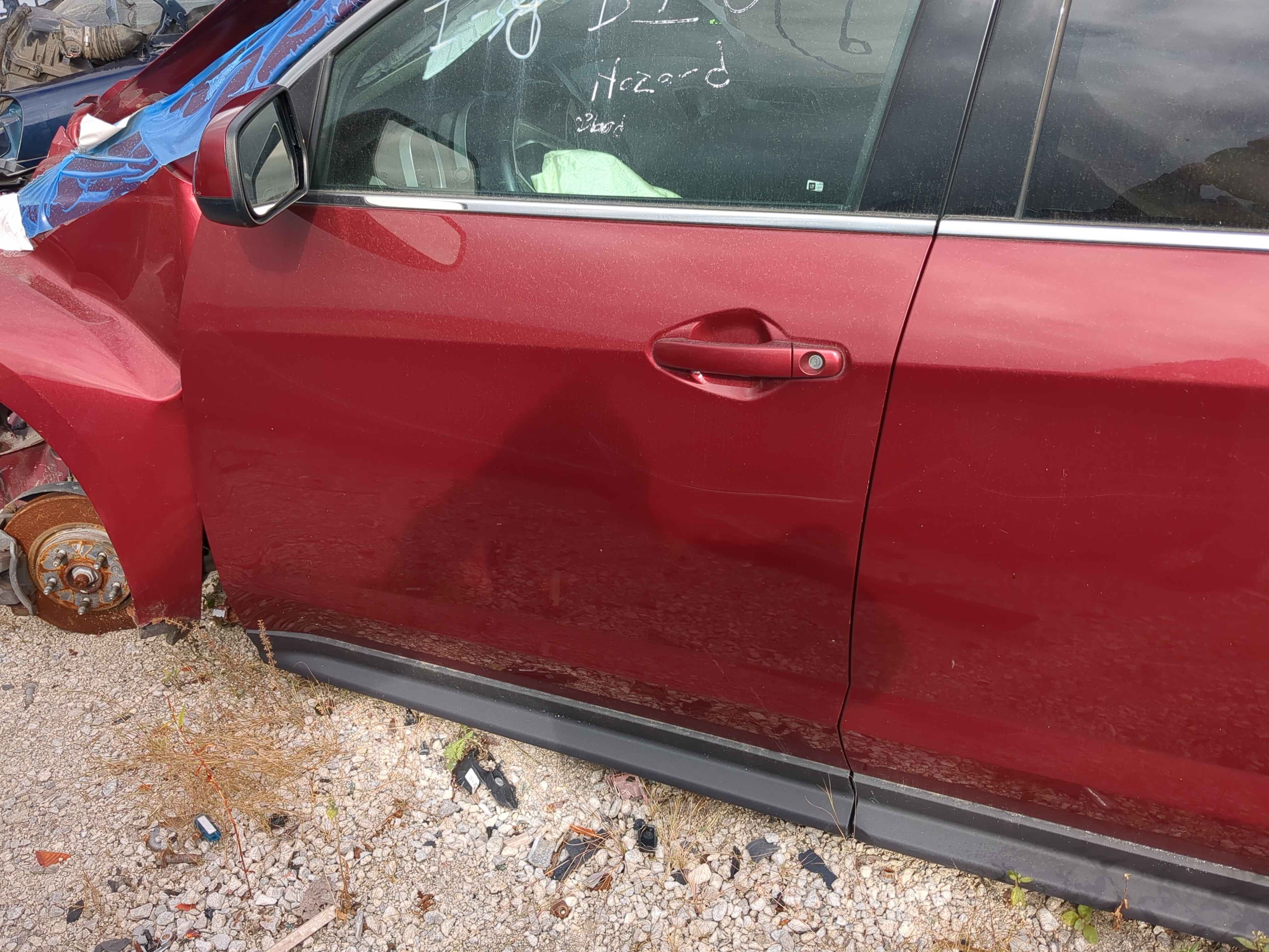 2010-2011 Chevrolet Equinox Driver Front Door Oem 895233 - Oemusedautoparts1.com