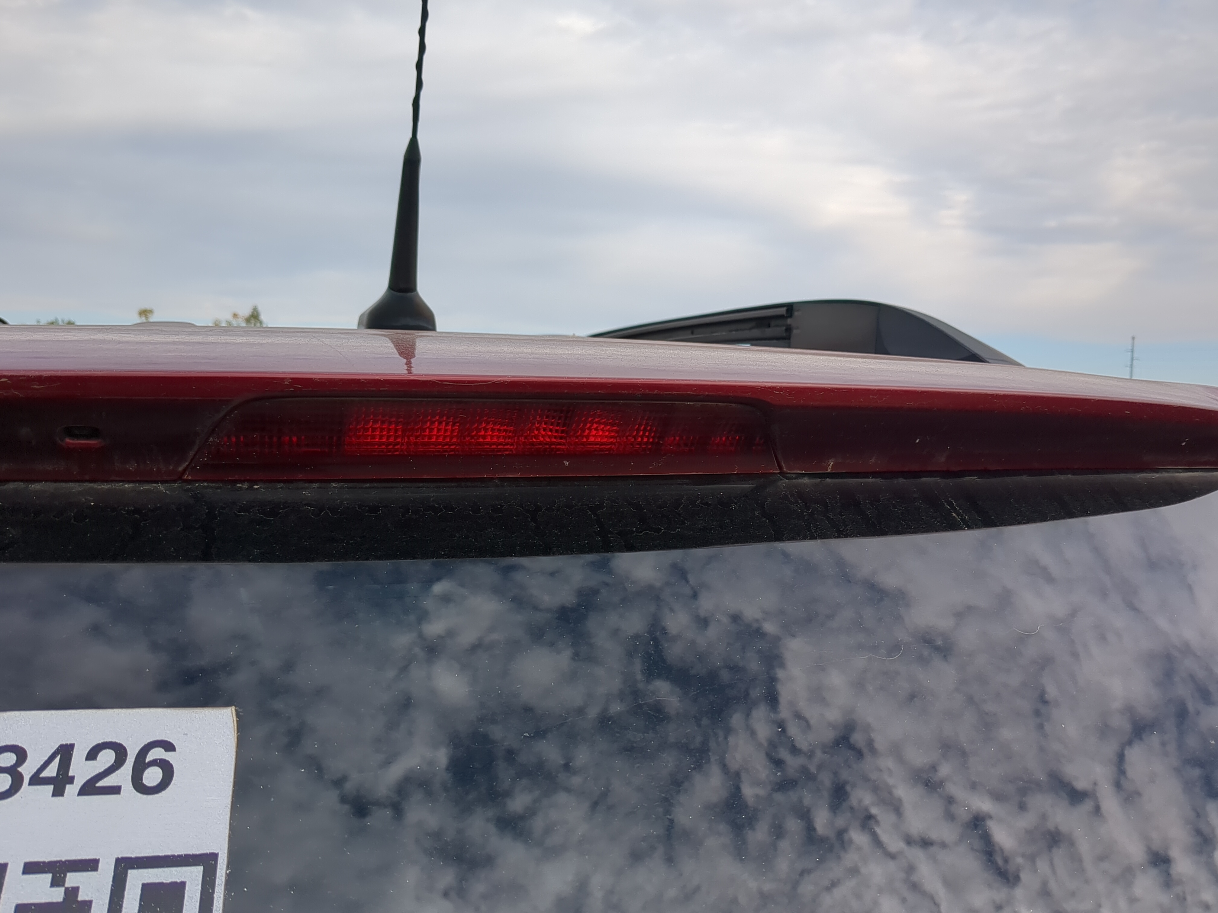 Picture of 2010-2015 Chevrolet Equinox Rear Center Lid Brake Light Tail Light 895271