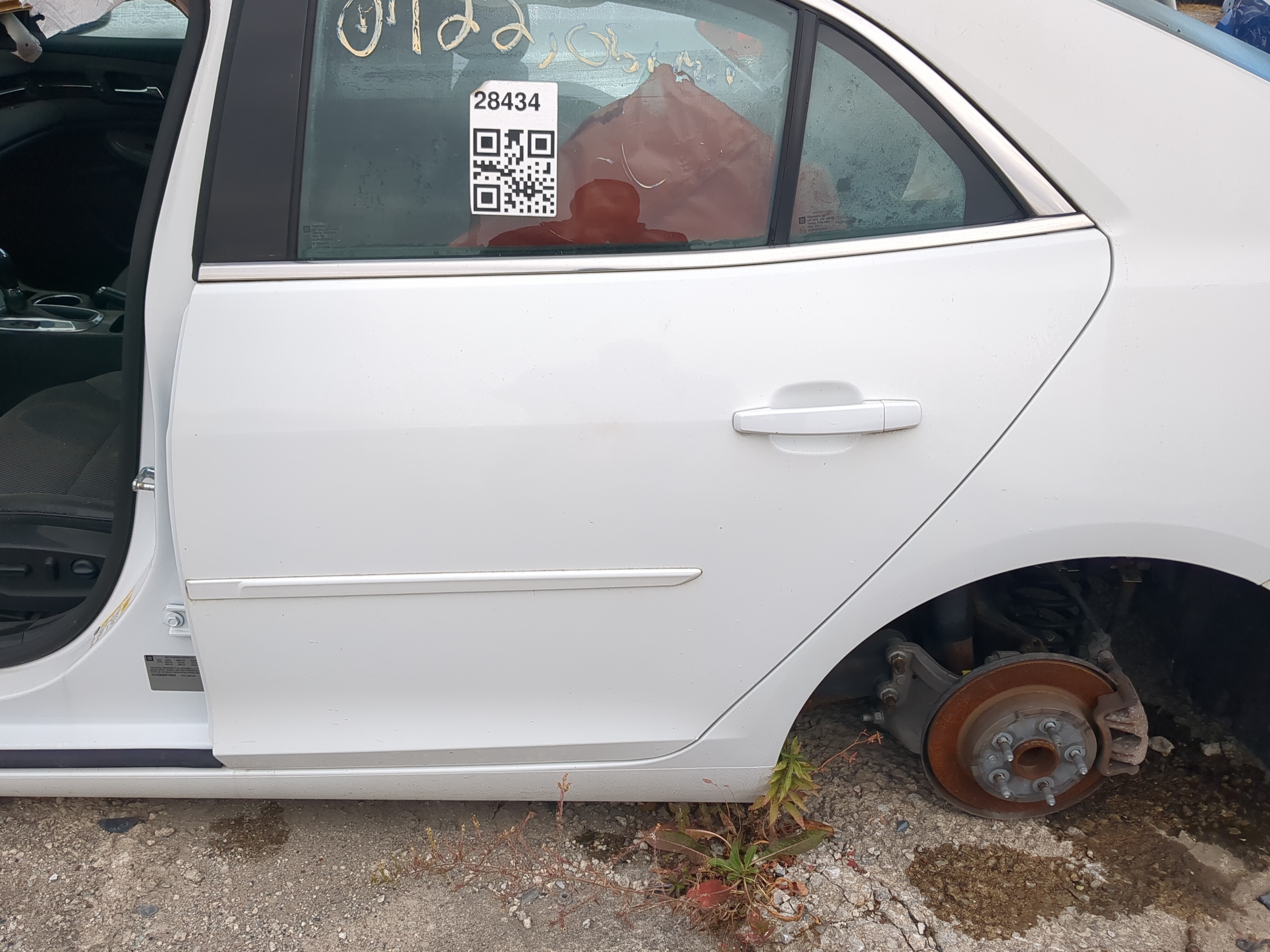 Picture of 2013-2016 Chevrolet Malibu Driver Rear Door Oem 895397