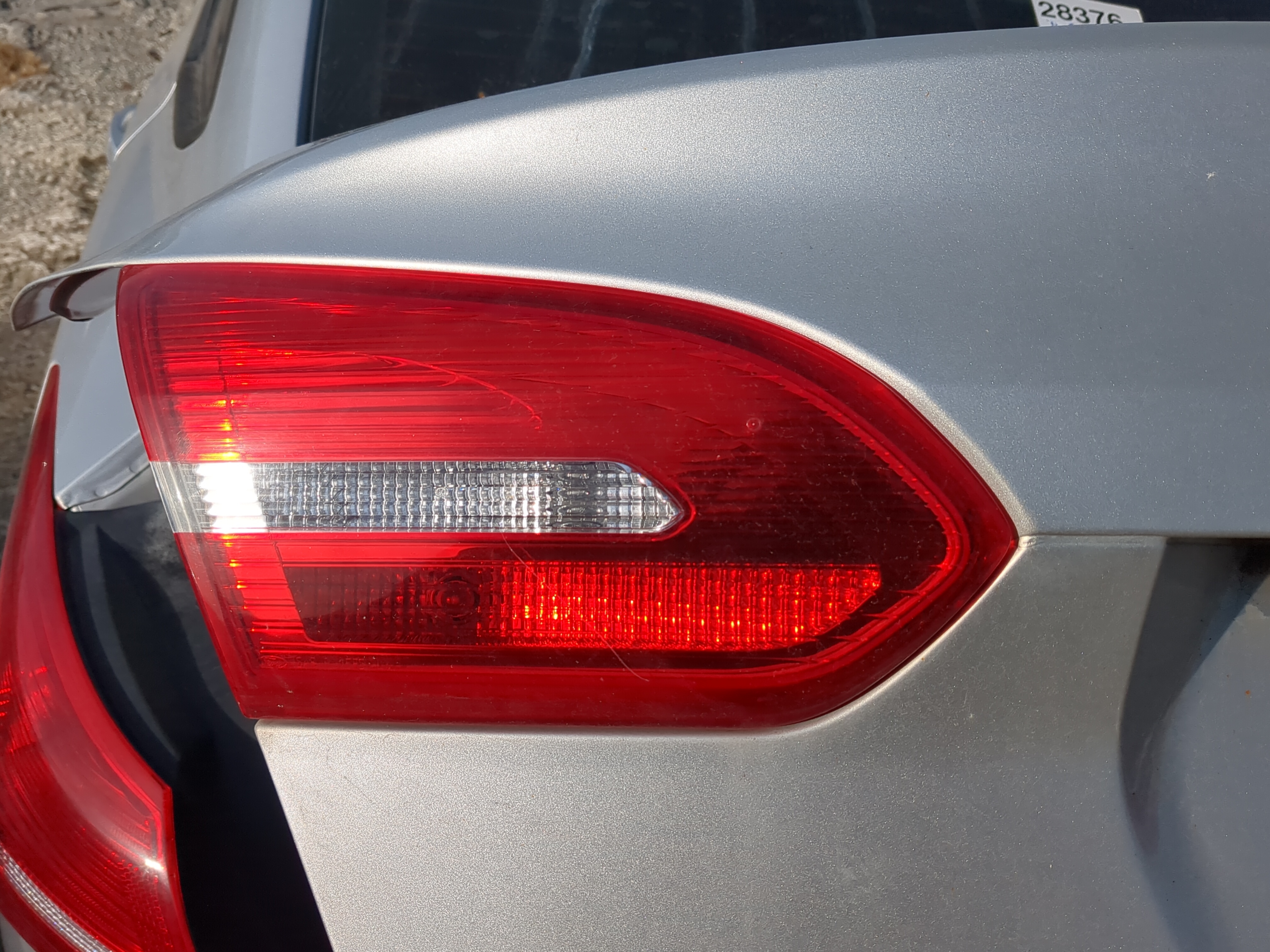 2015 Ford Focus Driver Left Side Tail Light Taillight Deck Lid Mounted 895827 - Oemusedautoparts1.com