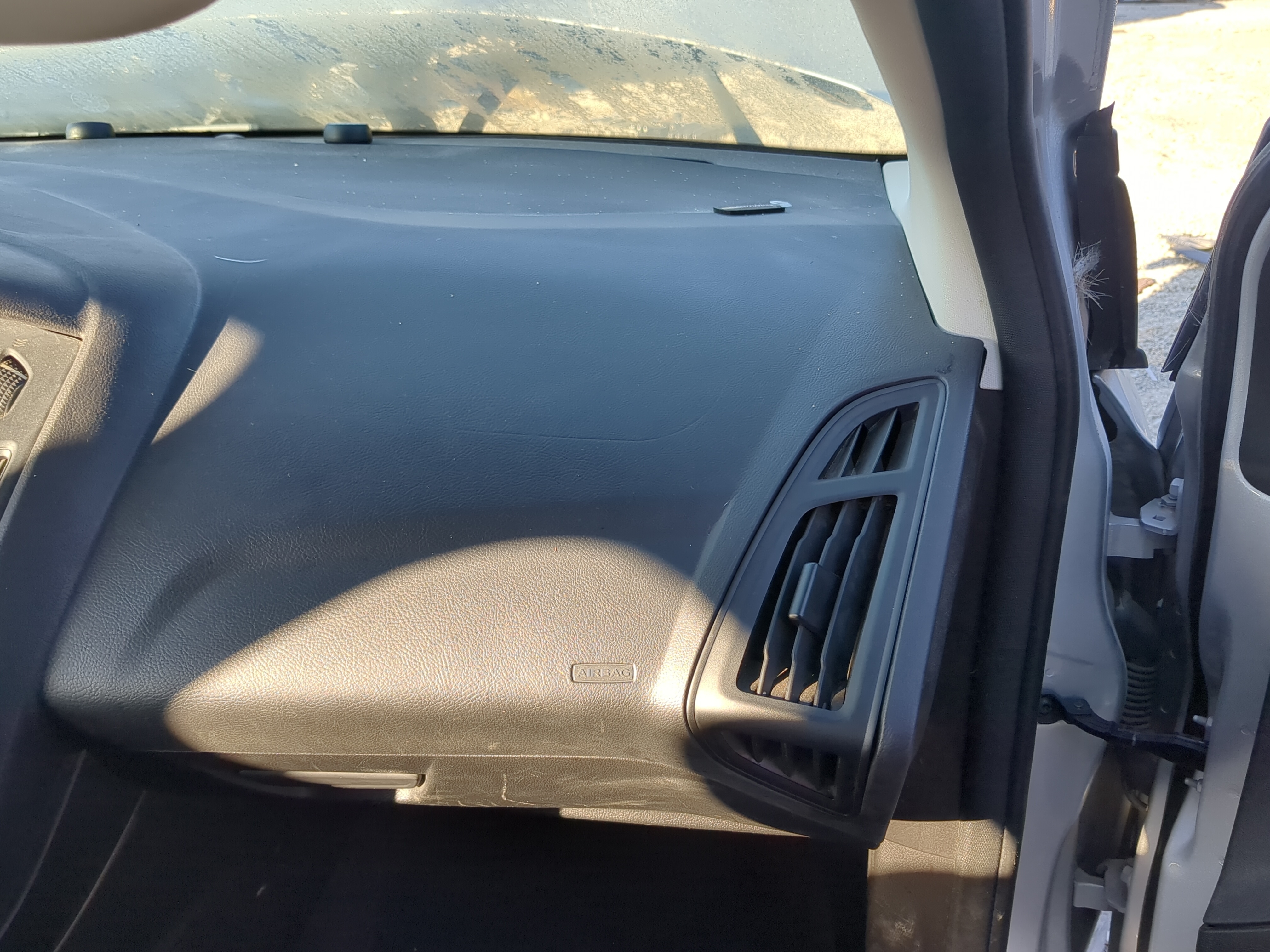 Picture of 2015-2018 Ford Focus Air Bag Passenger Right Dashboard Oem 895842