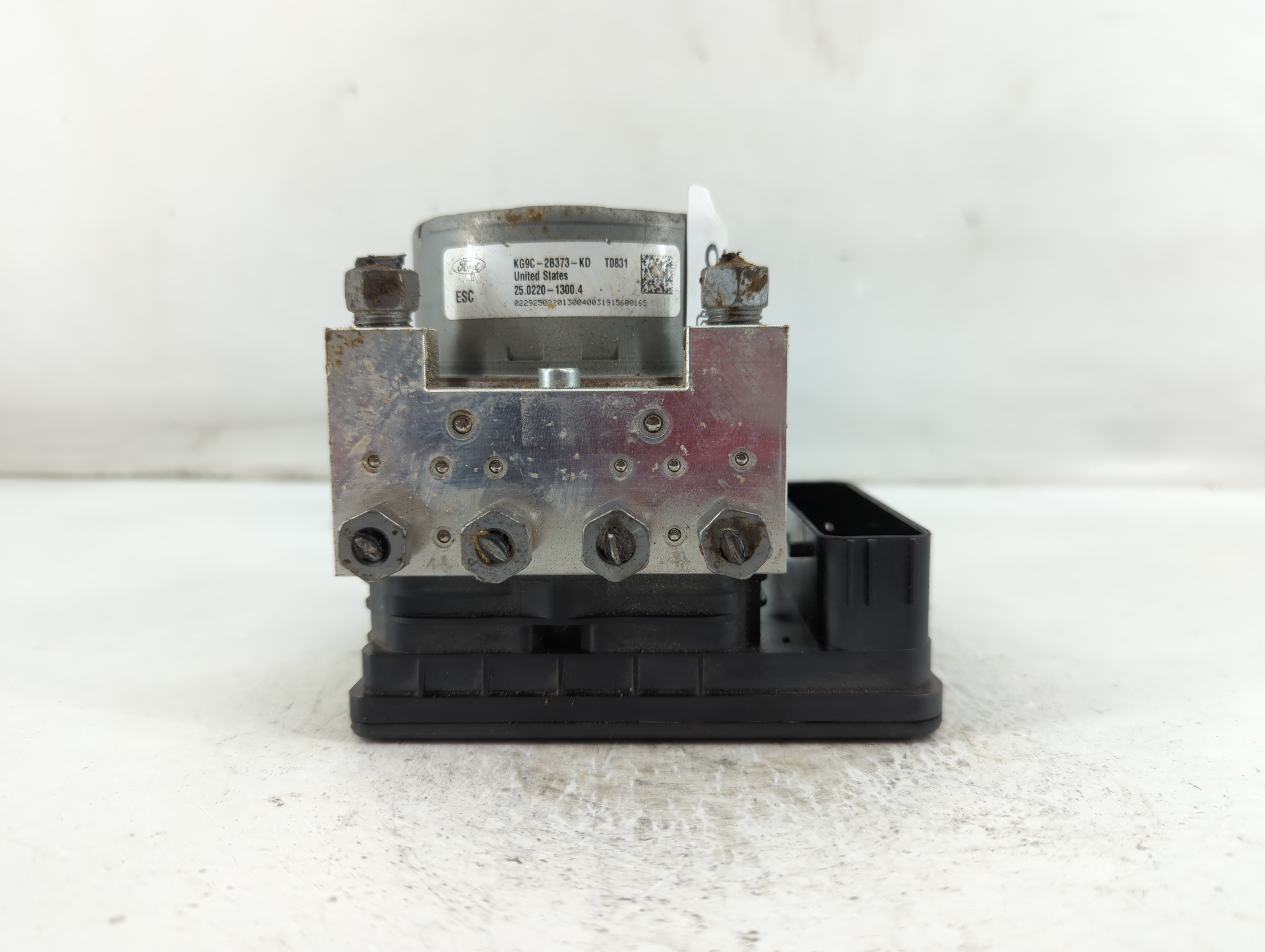 2019-2020 Lincoln Mkz Abs Pump Control Module 895863 - Oemusedautoparts1.com