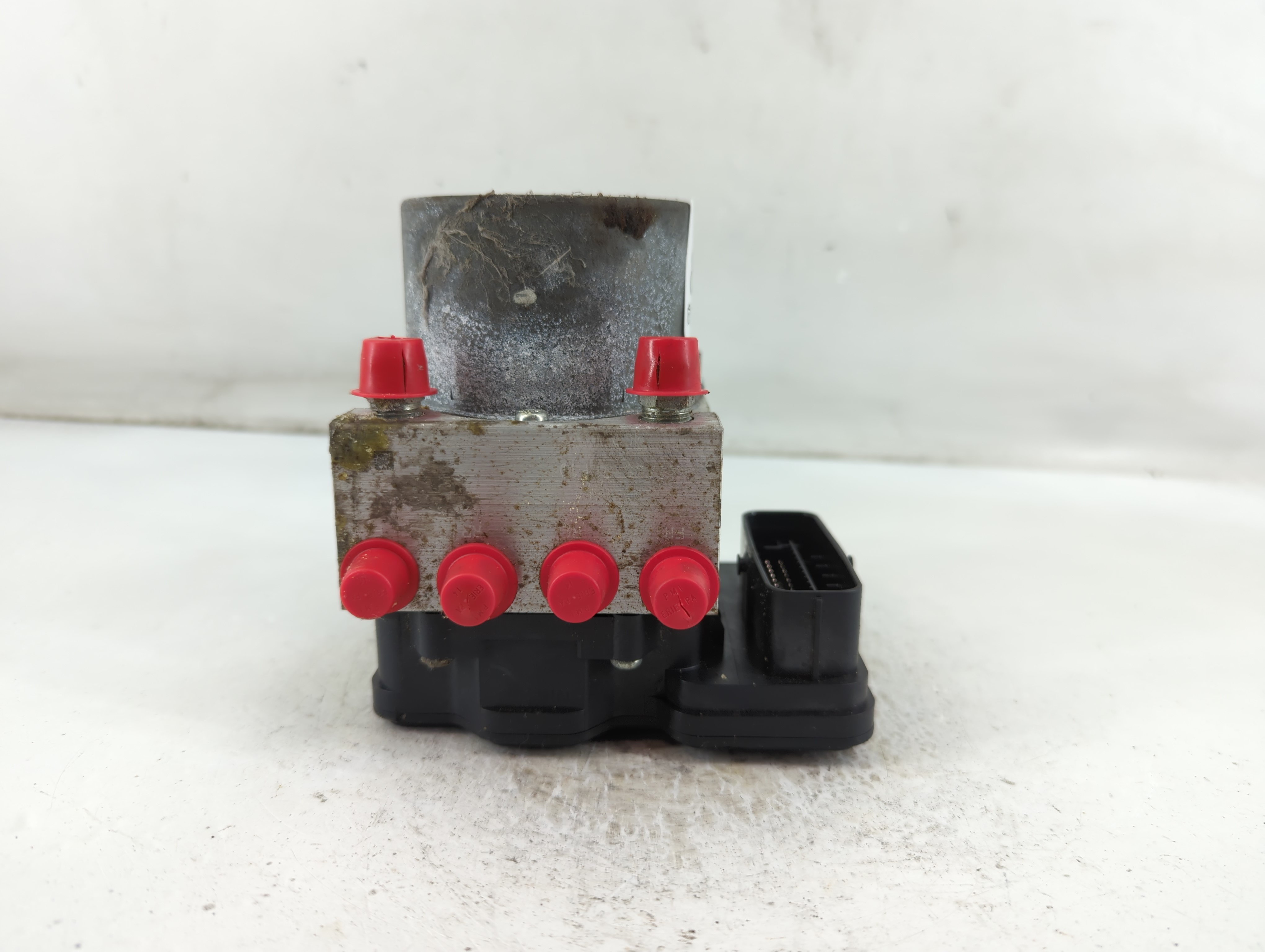 2017-2017 Nissan Pathfinder Abs Pump Control Module 895867 - Oemusedautoparts1.com