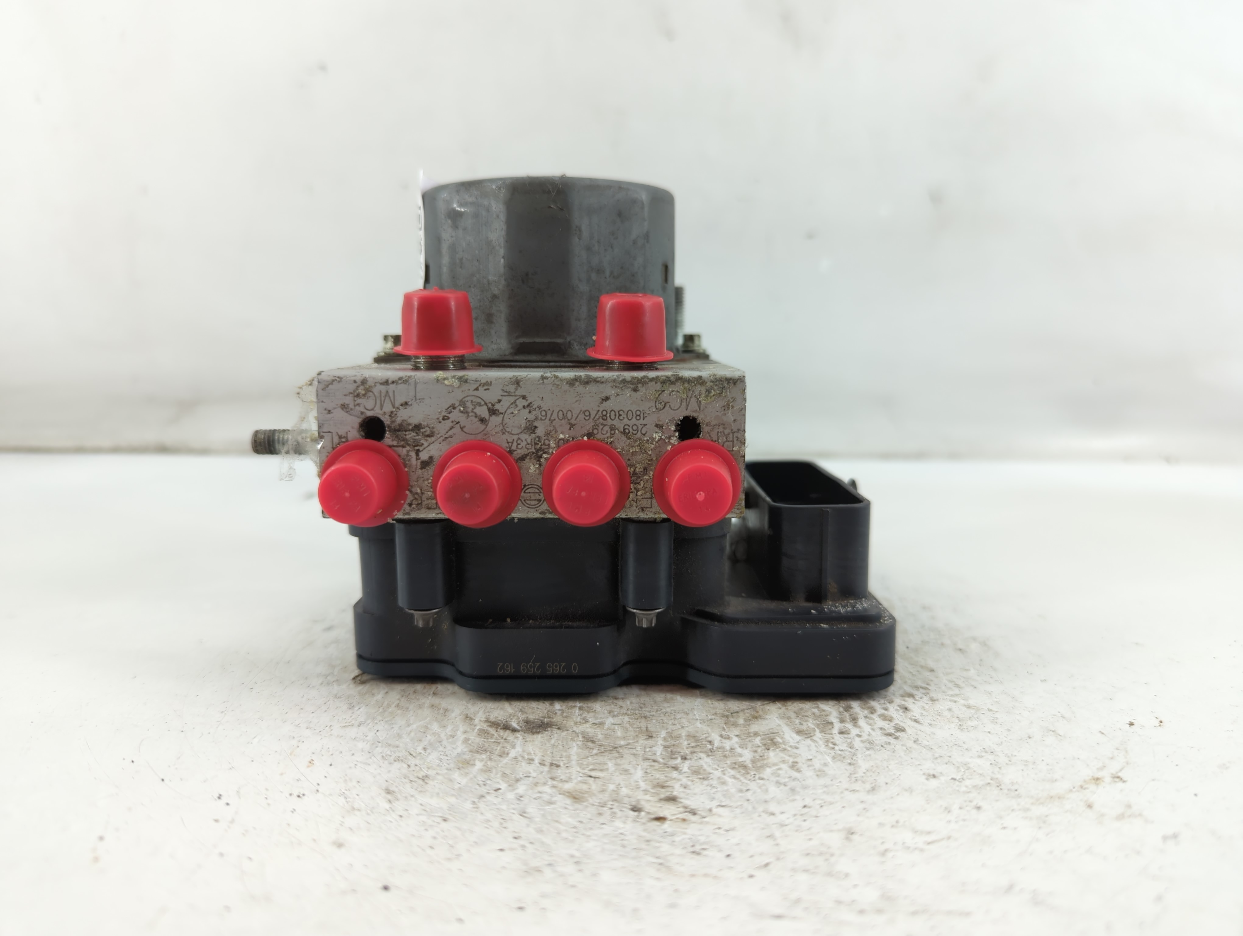 2018-2018 Nissan Rogue Abs Pump Control Module 895894 - Oemusedautoparts1.com