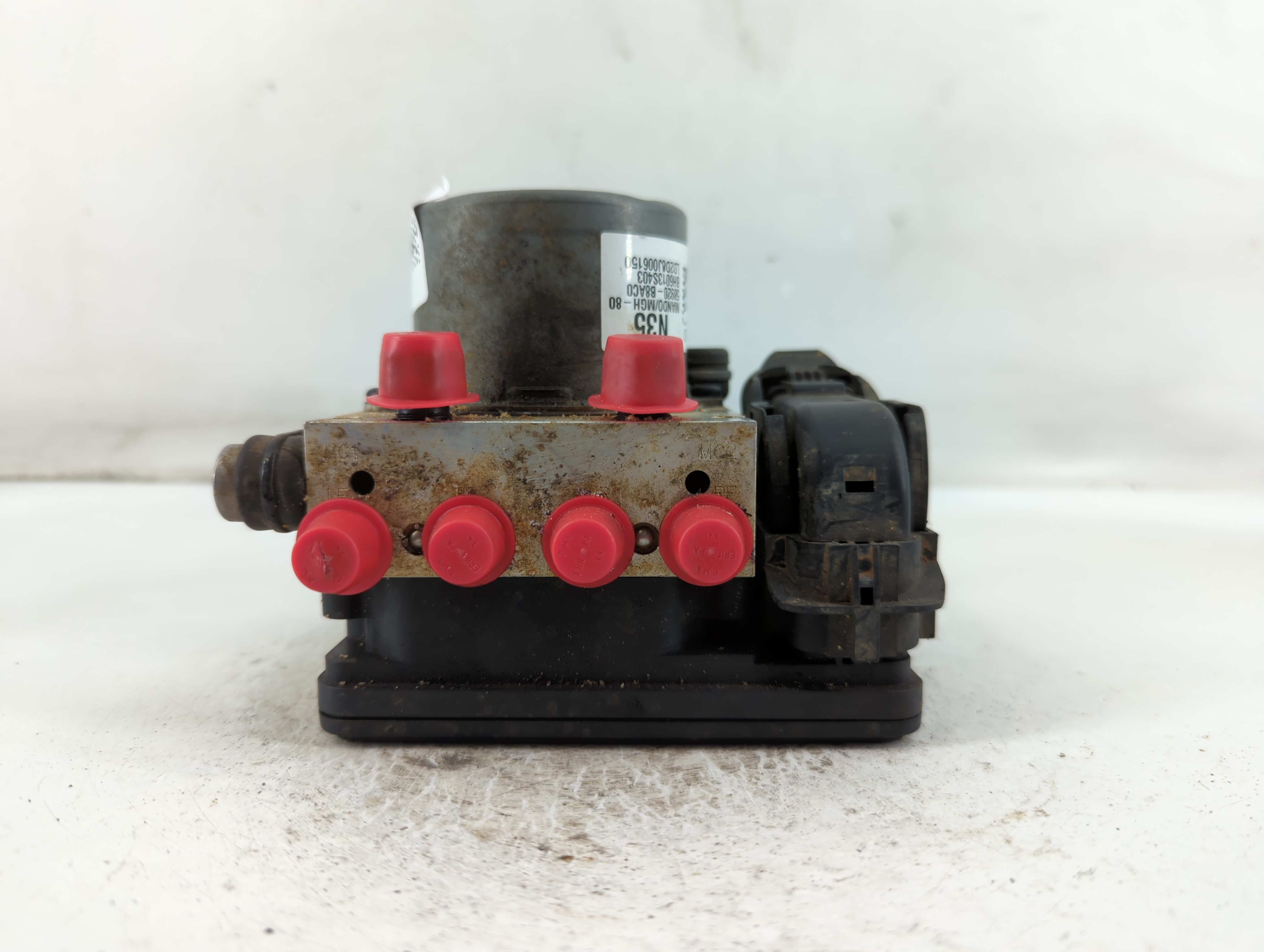 2017-2018 Hyundai Santa Fe Abs Pump Control Module 895896 - Oemusedautoparts1.com