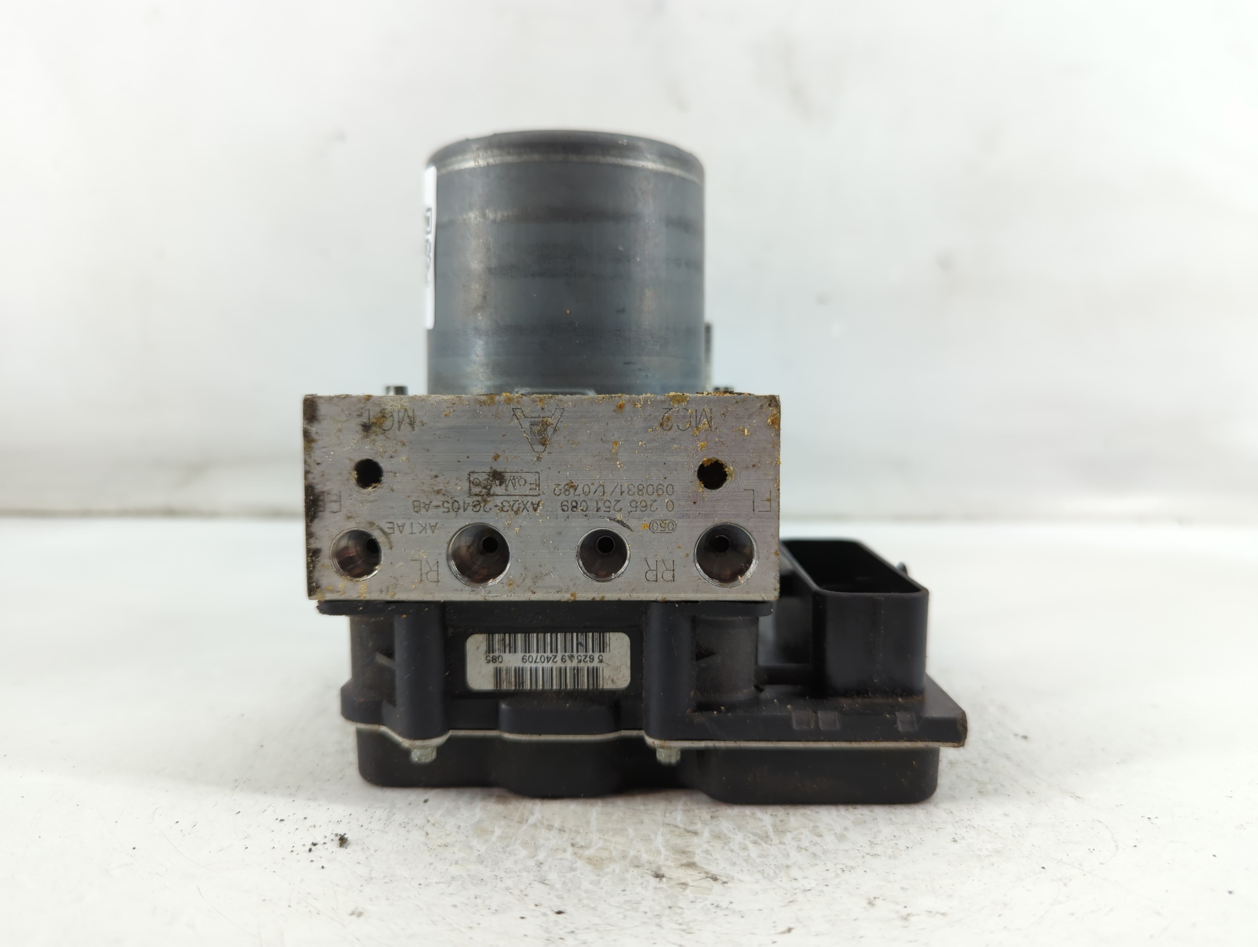 2010-2011 Jaguar Xf Abs Pump Control Module 895902 - Oemusedautoparts1.com